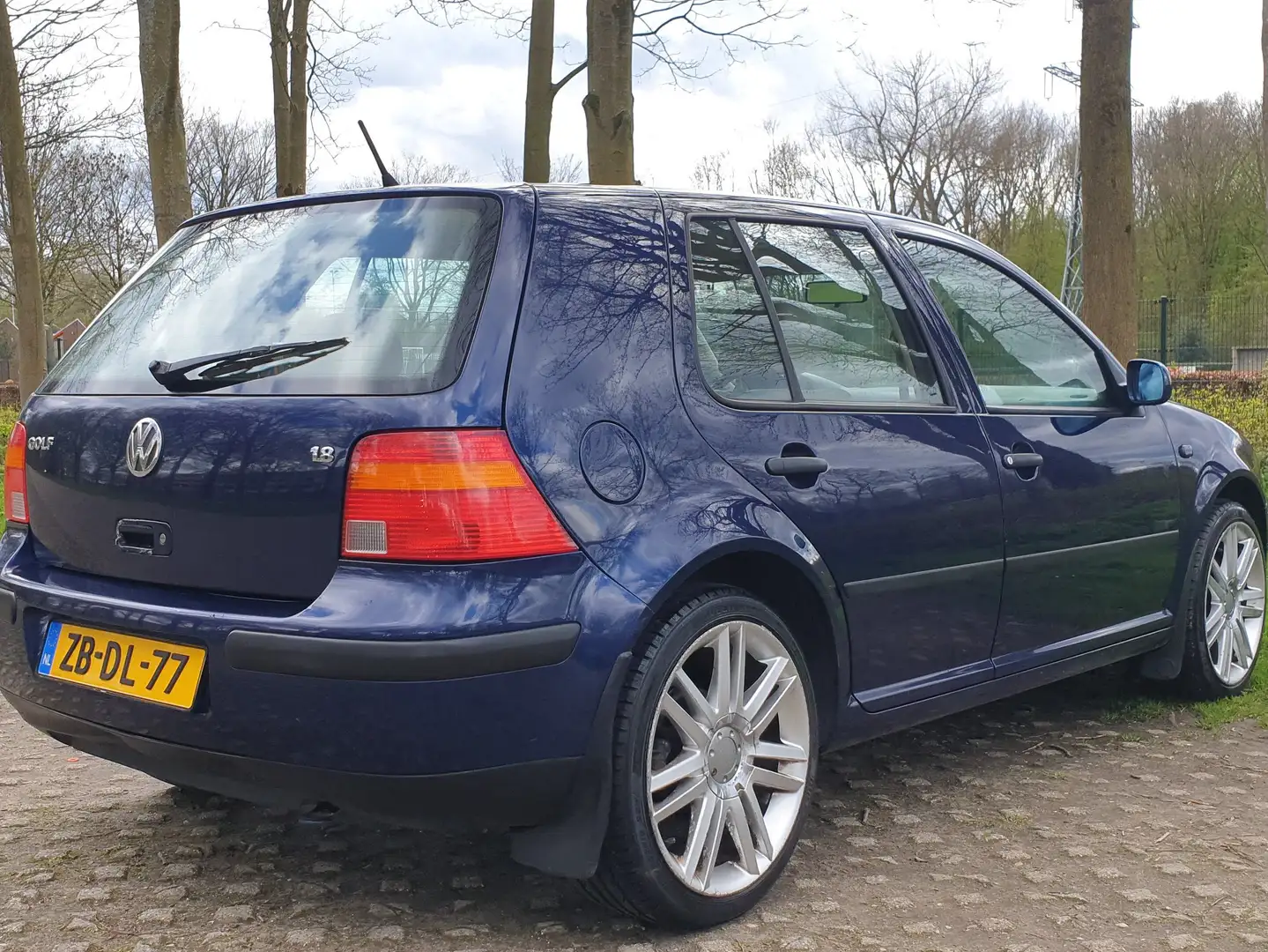 Volkswagen Golf 1.8-5V Highline Blauw - 1