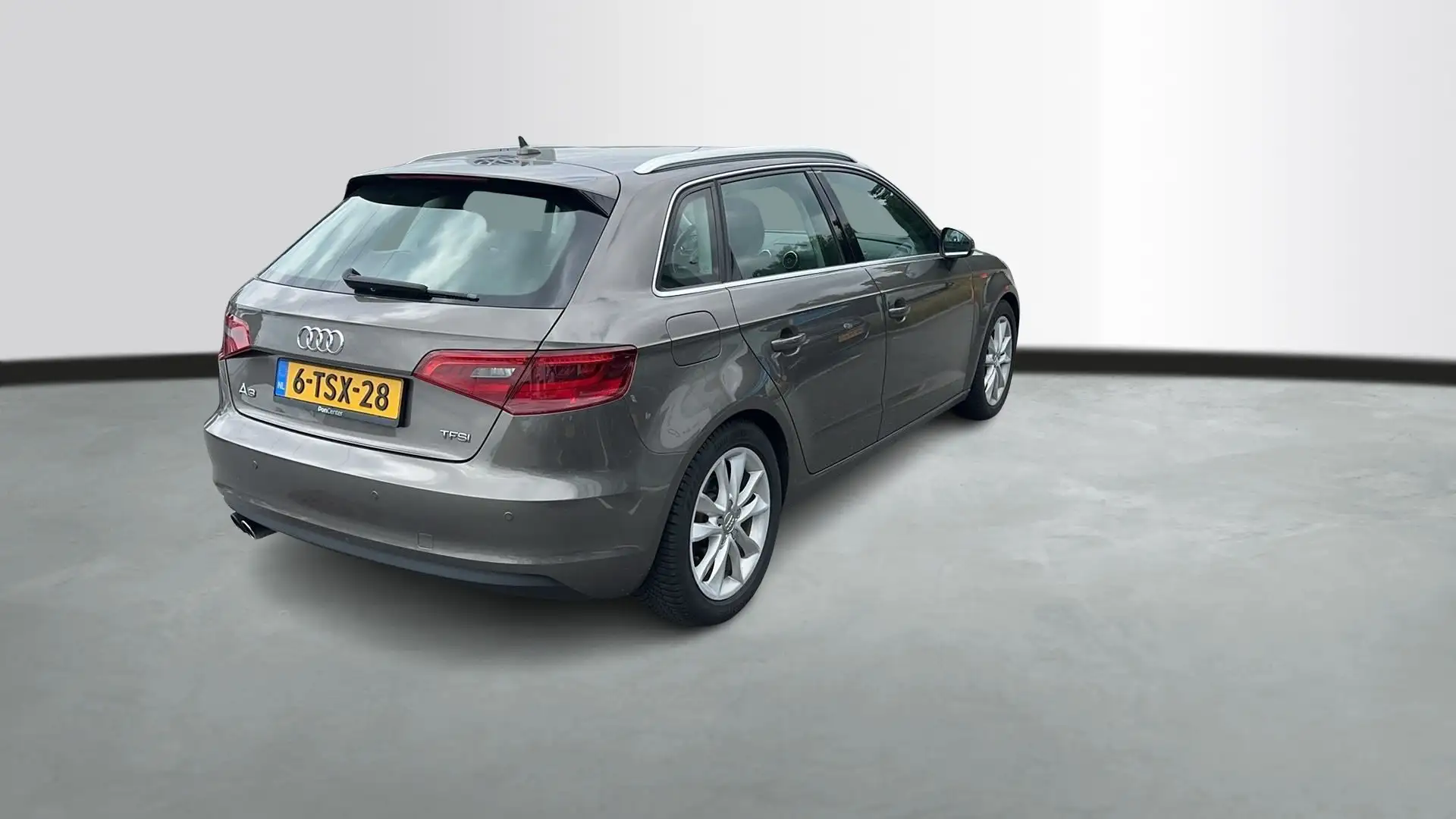 Audi A3 Sportback 1.4 TFSI 122pk Ambition Pro Line plus / Grijs - 2
