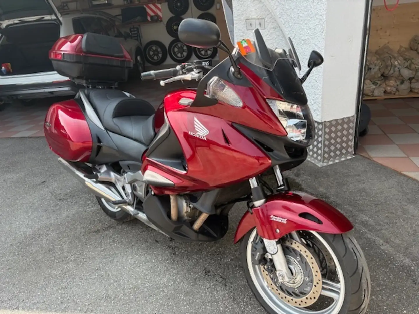 Honda Deauville NT700VA Rot - 2