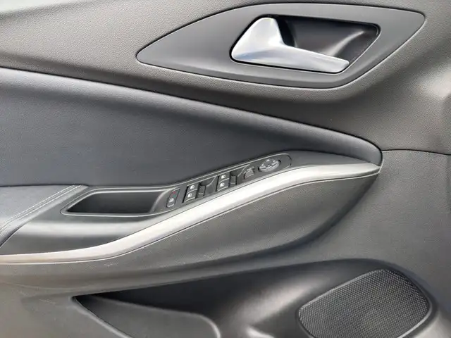 Opel Grandland X view 14