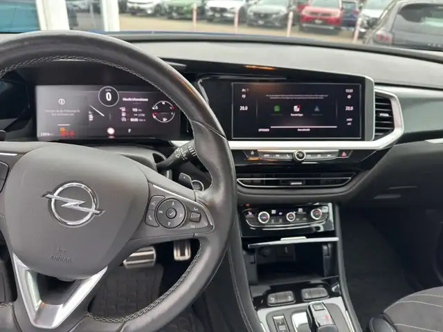 Opel Grandland X view 10