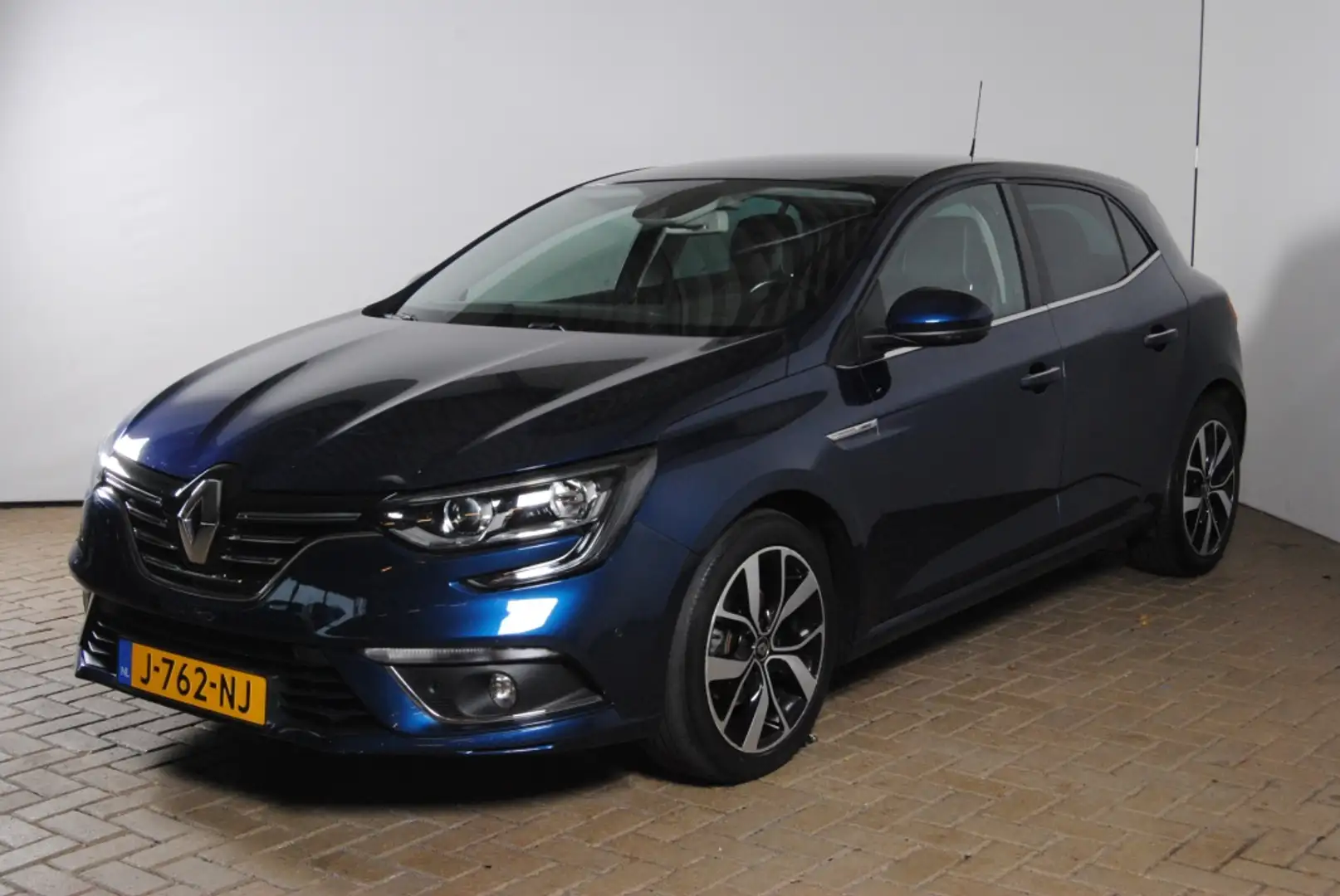 Renault Megane 1.3 TCe Bose Blau - 1