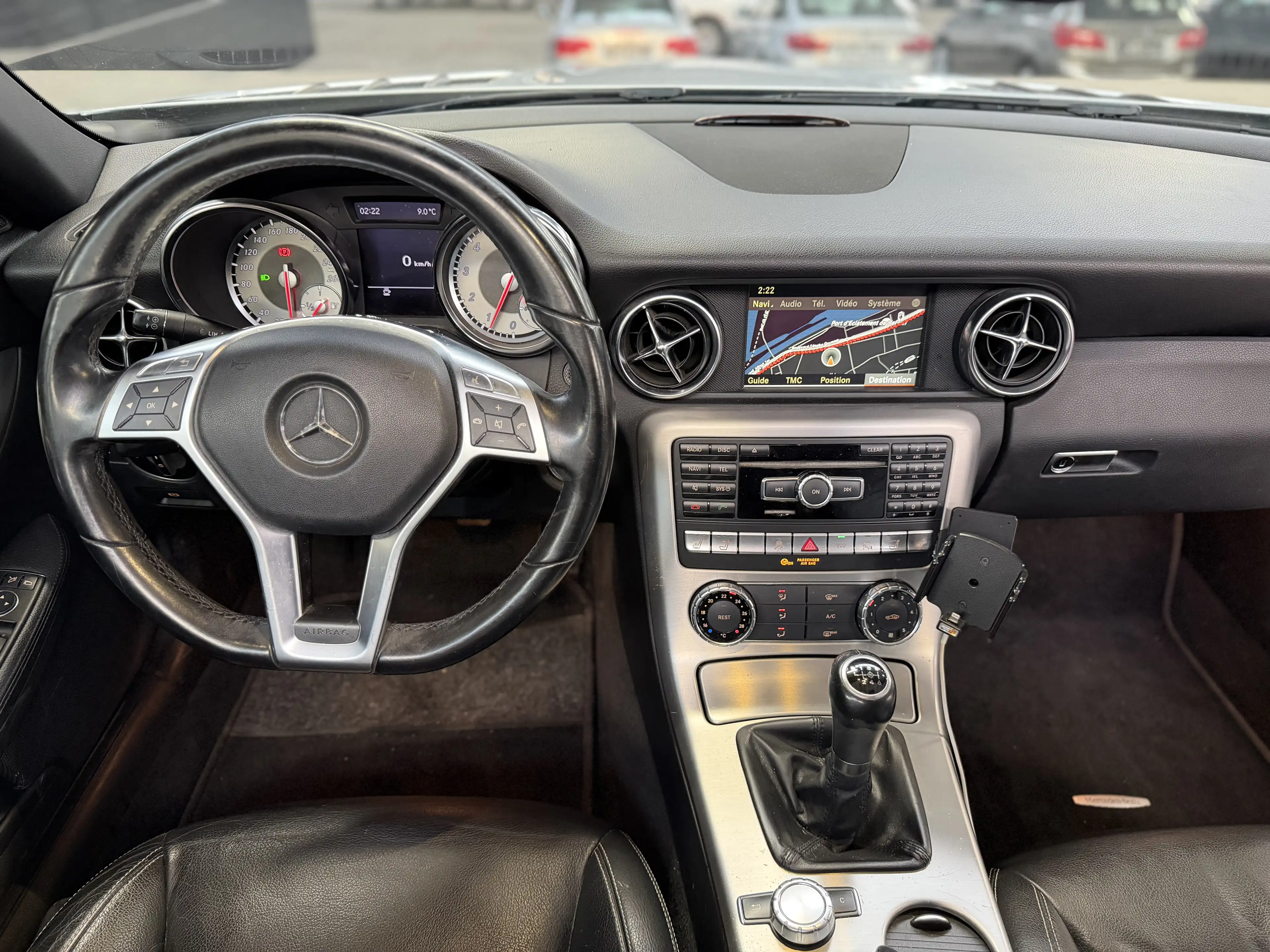 Mercedes-Benz SLK 200 i * TOIT PANO * GPS * CAMERA * SIEGE CH * RADAR — photo 9