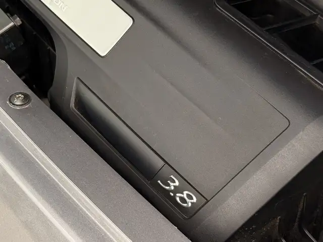 Porsche 911 view 30