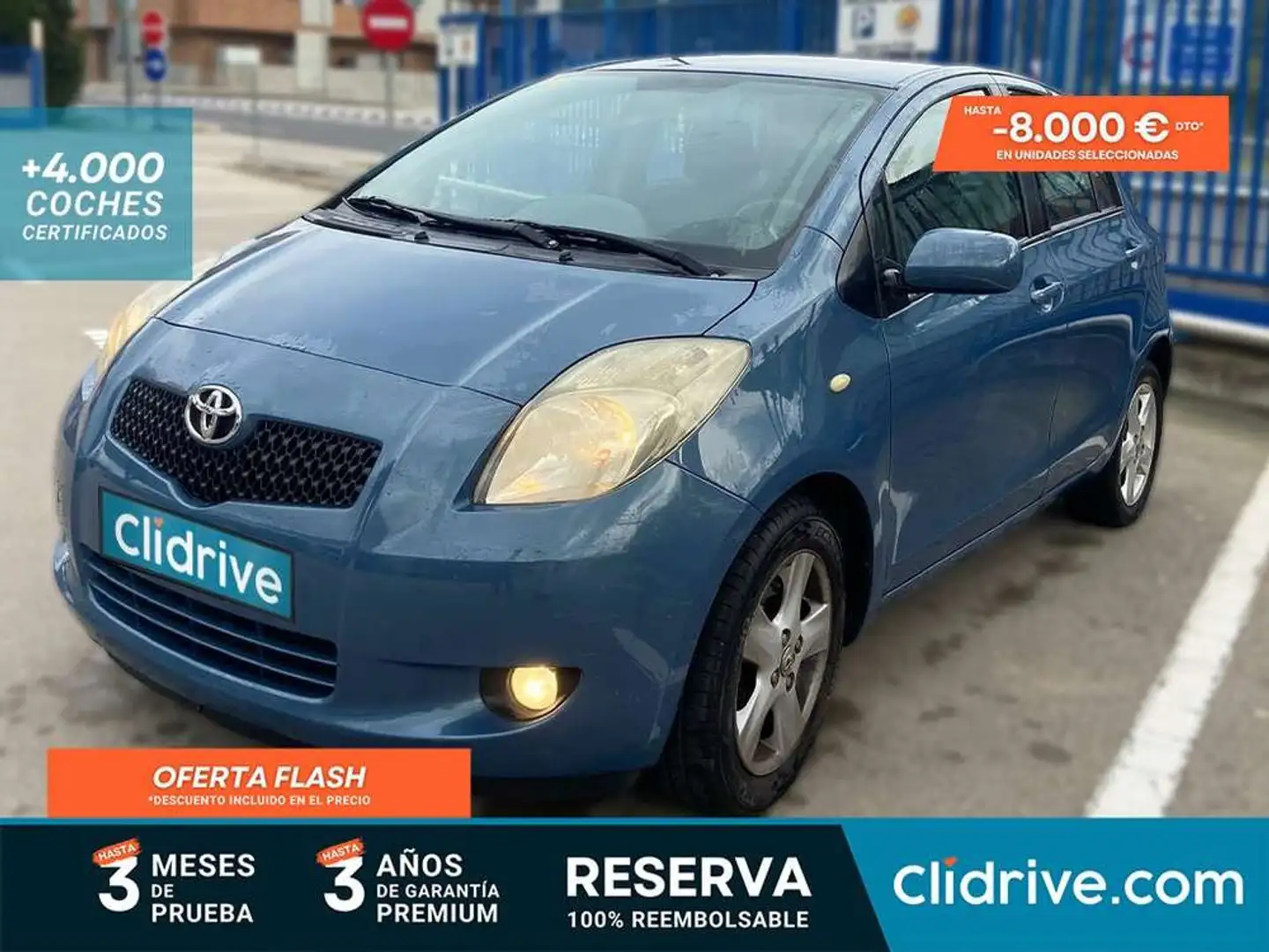 Toyota Yaris 1.4D-4D Live Azul - 1