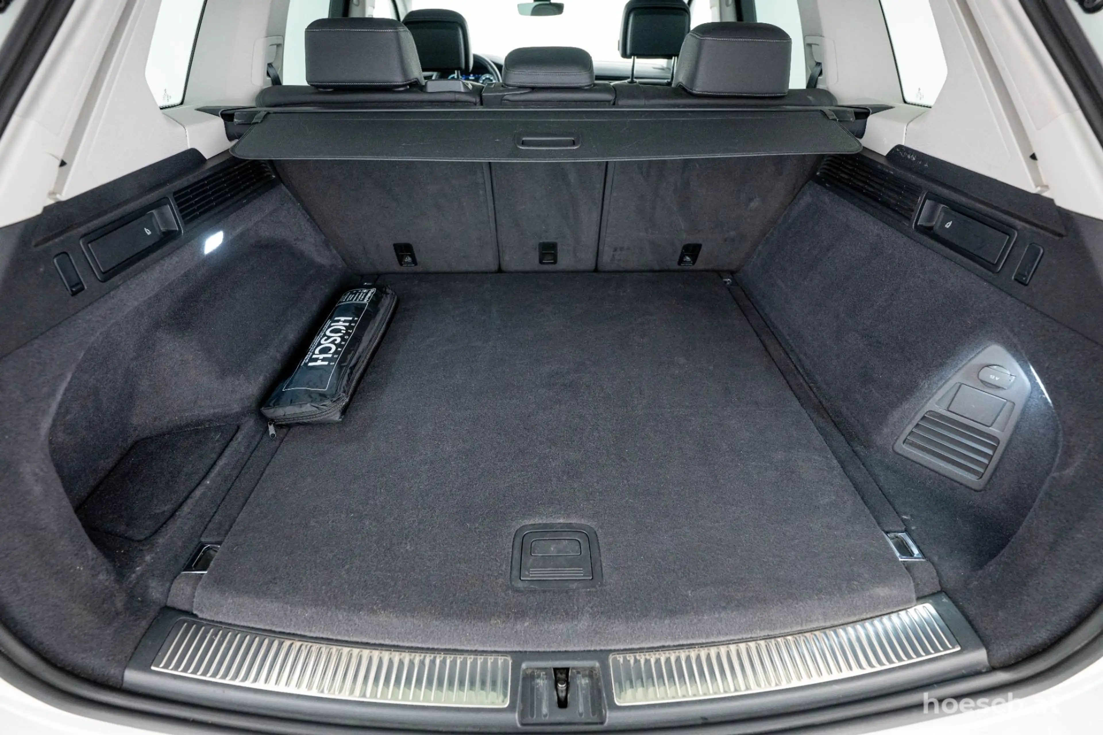 Volkswagen Touareg Elegance eHybrid 4M PANO MATRIX ASSISTENZ ++ — photo 8