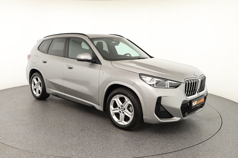 BMW X1 sDrive 18d M-Sport ACC AHK Pano LED Massage
