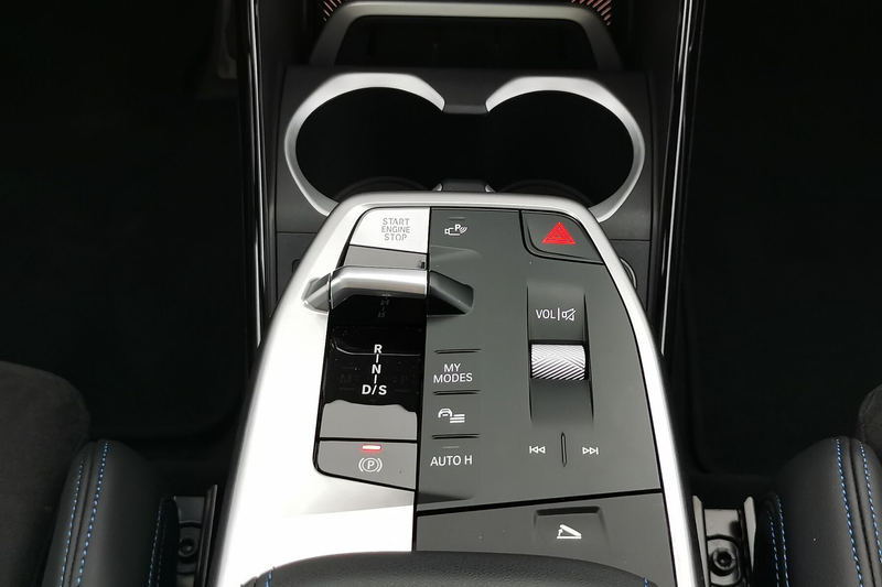 BMW X1 sDrive 18d M-Sport ACC AHK Pano LED Massage — photo 13