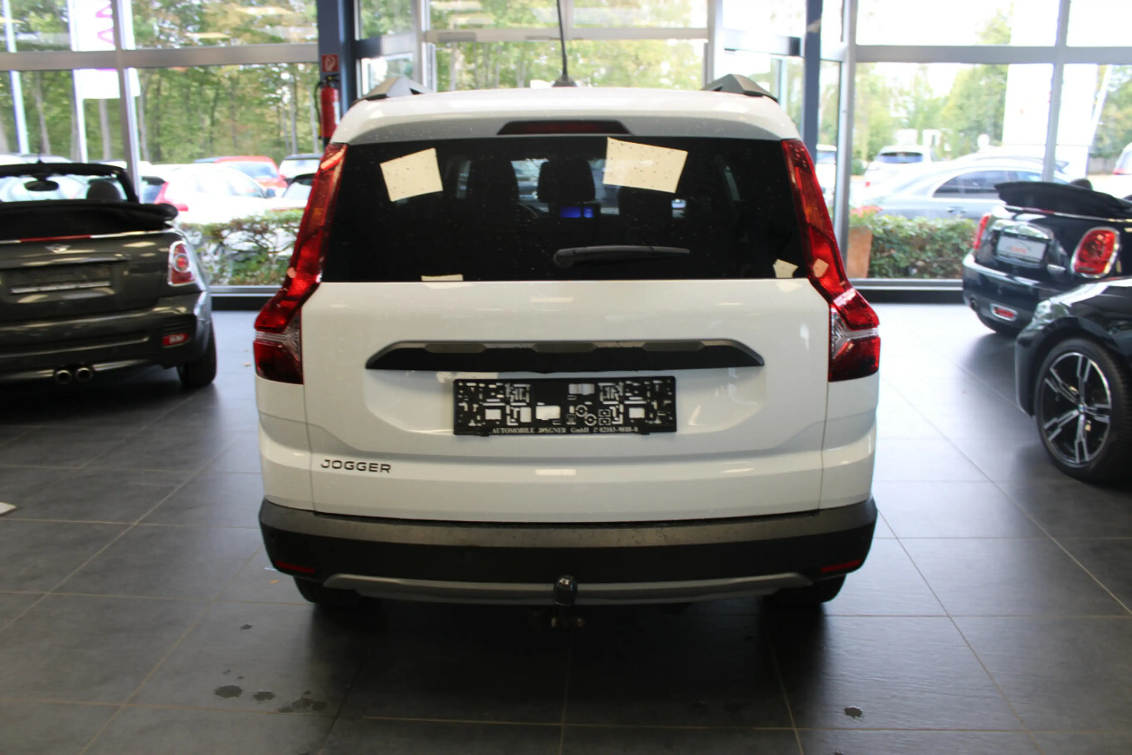 Dacia Jogger TCe 110 Comfort — photo 5