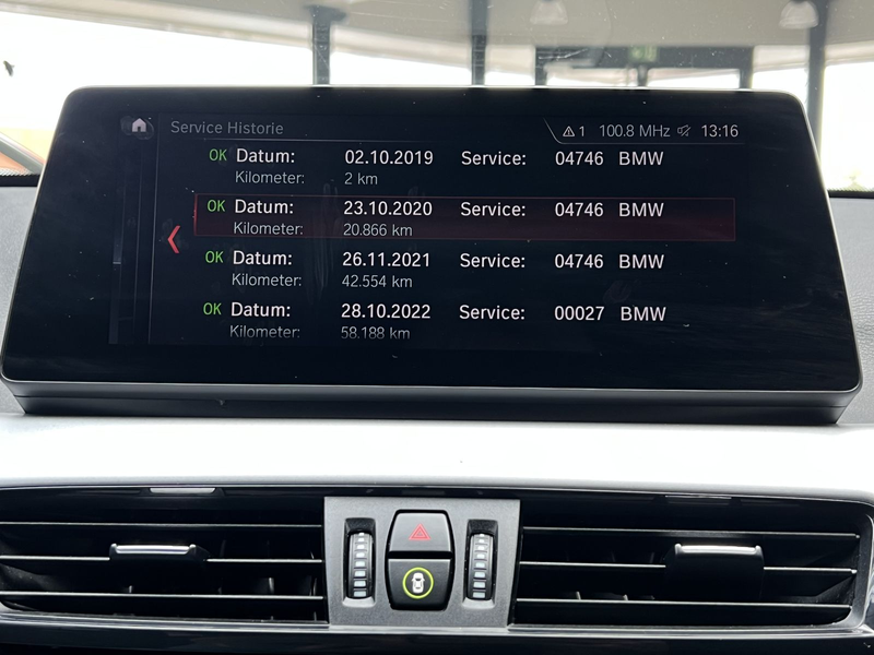 BMW X1 sDrive 18i Aut. Advantage Kamera Head-Up Navi — photo 15