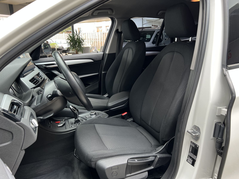 BMW X1 sDrive 18i Aut. Advantage Kamera Head-Up Navi — photo 3
