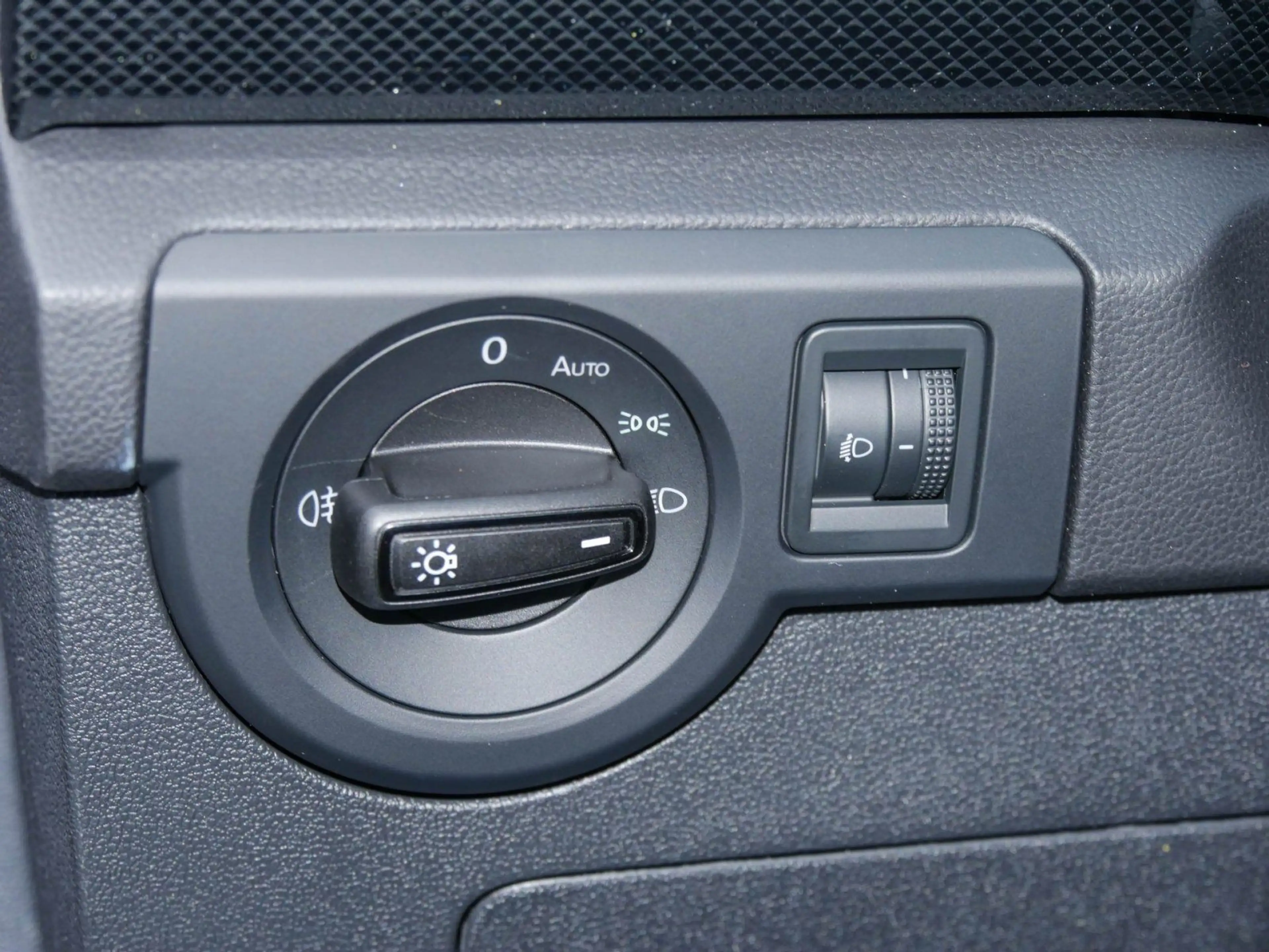 Volkswagen T-Cross Life 1.0 TSI 116 PS 6-Gang Kamera,Navi — photo 15