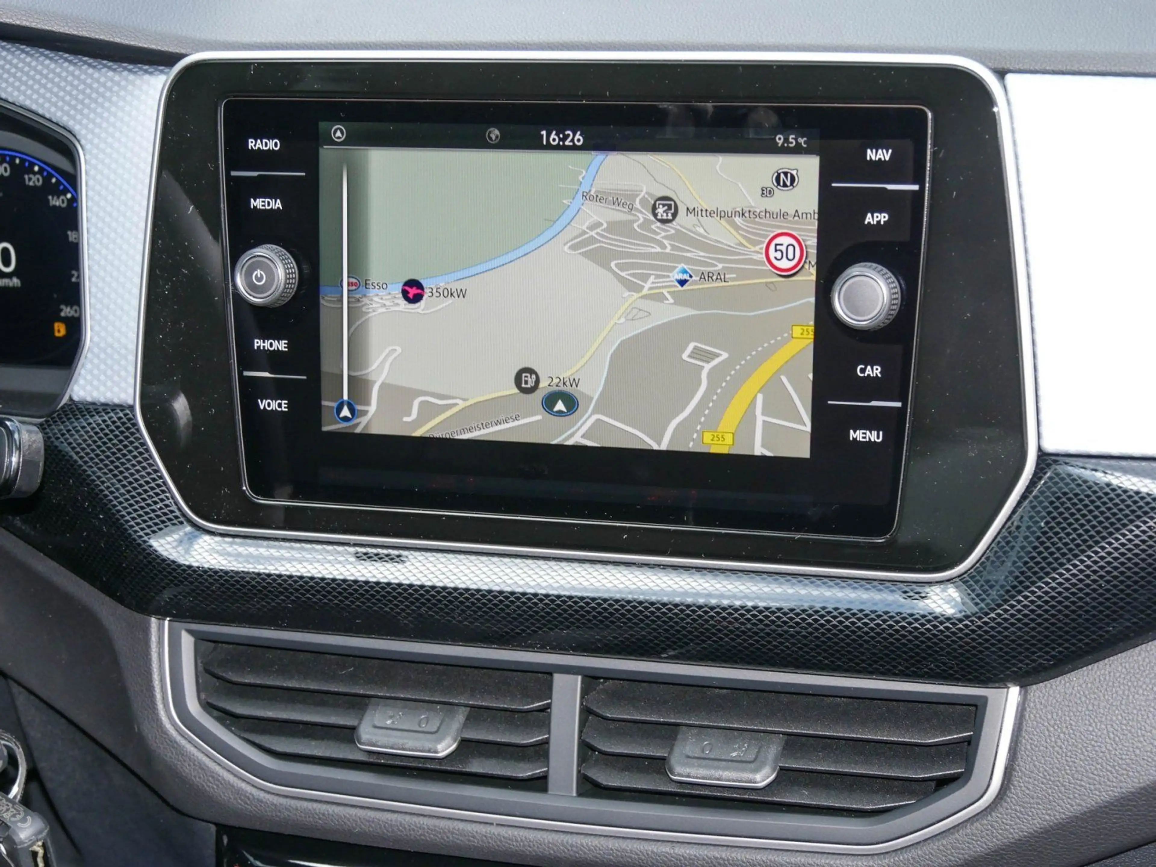 Volkswagen T-Cross Life 1.0 TSI 116 PS 6-Gang Kamera,Navi — photo 7
