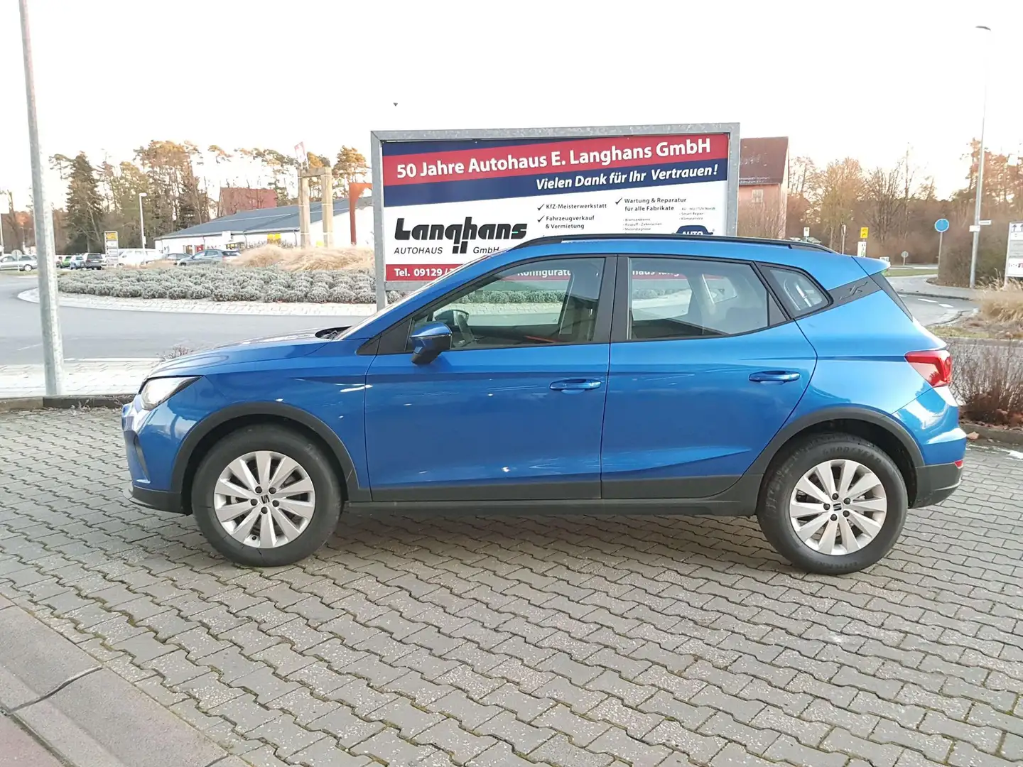 SEAT Arona Style 1.0 TSI 85 kW (116 PS), Autom. 7-Gang, Fr... Blau - 1