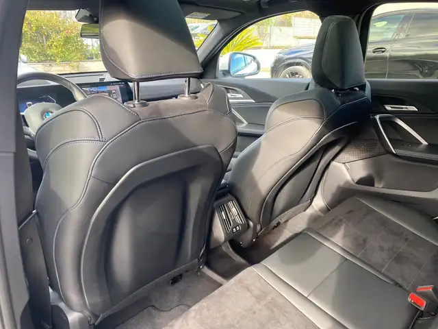 BMW X2 view 12