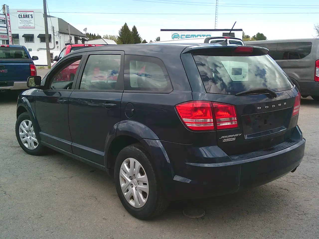 Dodge Journey снимка Dodge Journey