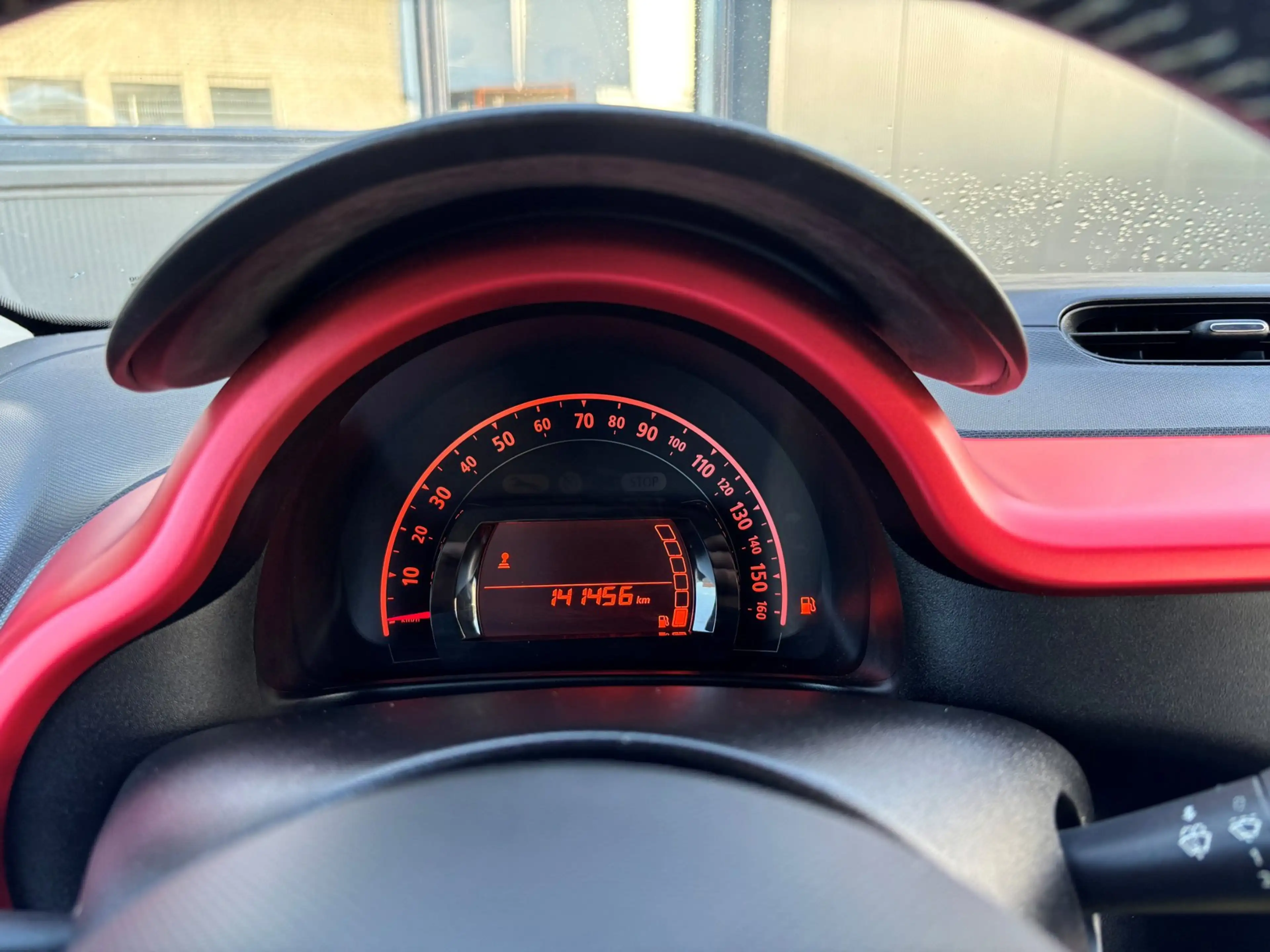 Renault Twingo SCe 70 Expression / Airco / Radio! — photo 10