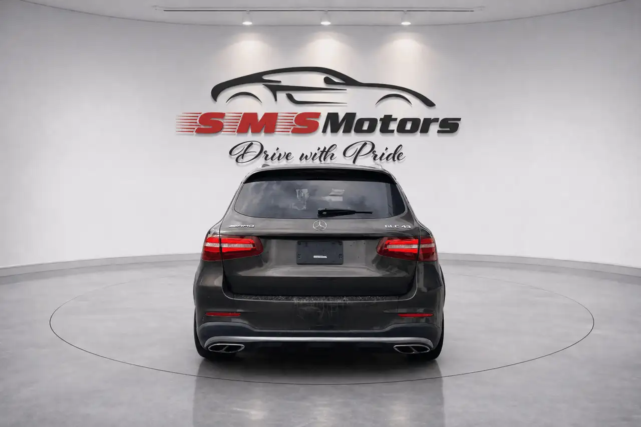 Mercedes-Benz GLC снимка Mercedes-Benz GLC