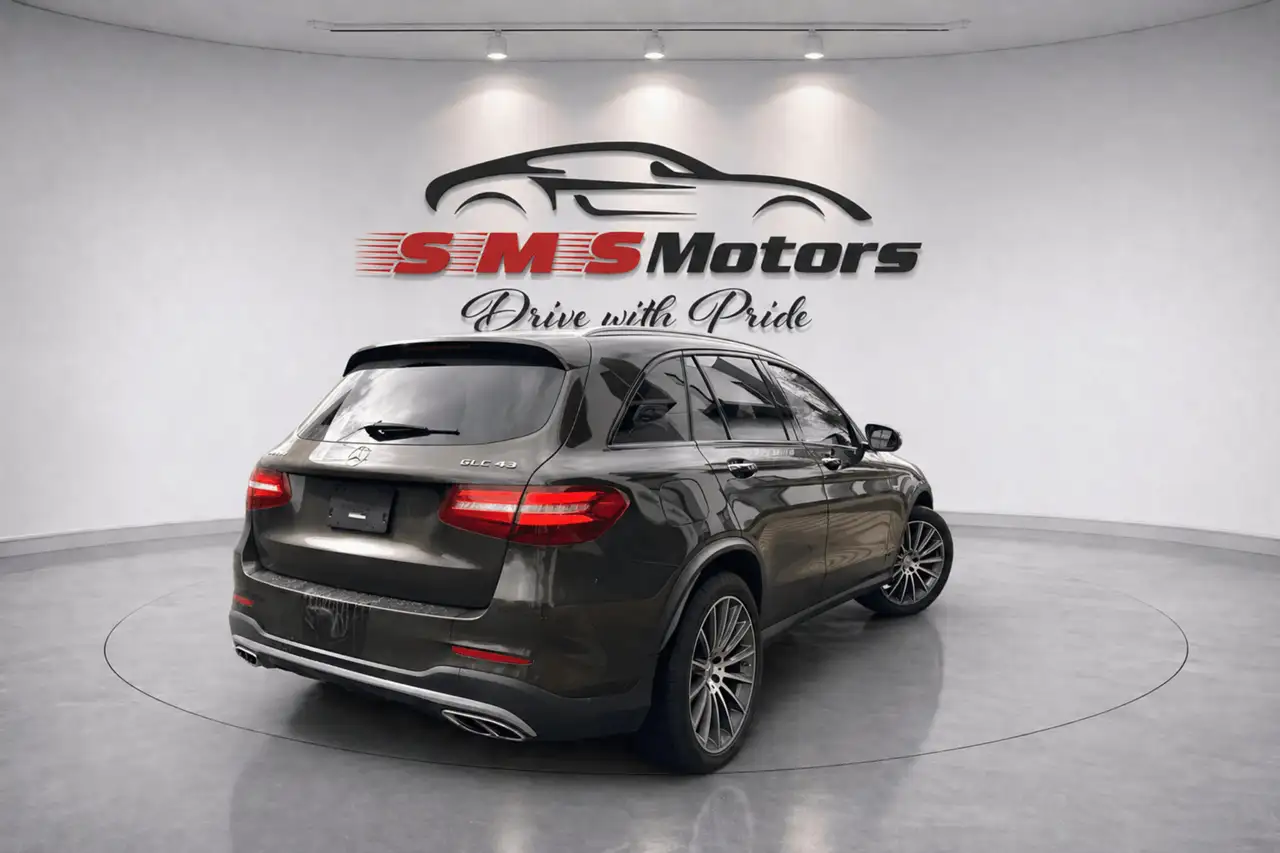 Mercedes-Benz GLC снимка Mercedes-Benz GLC