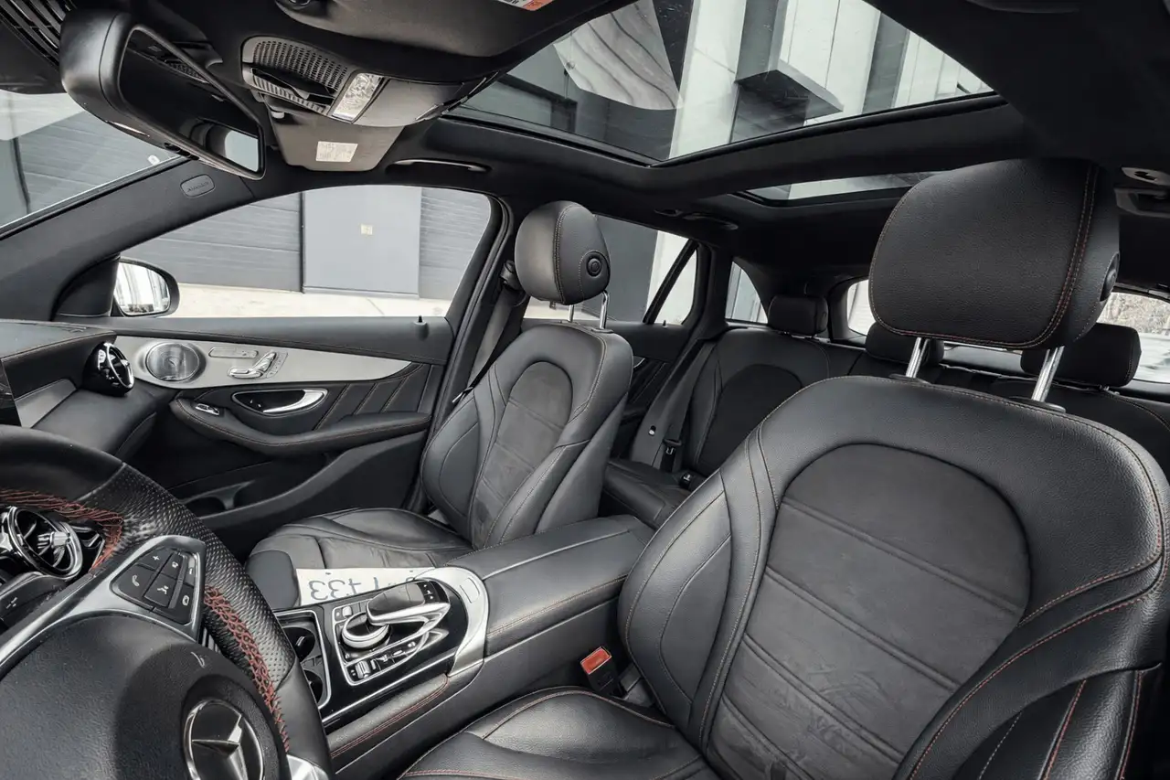 Mercedes-Benz GLC снимка Mercedes-Benz GLC
