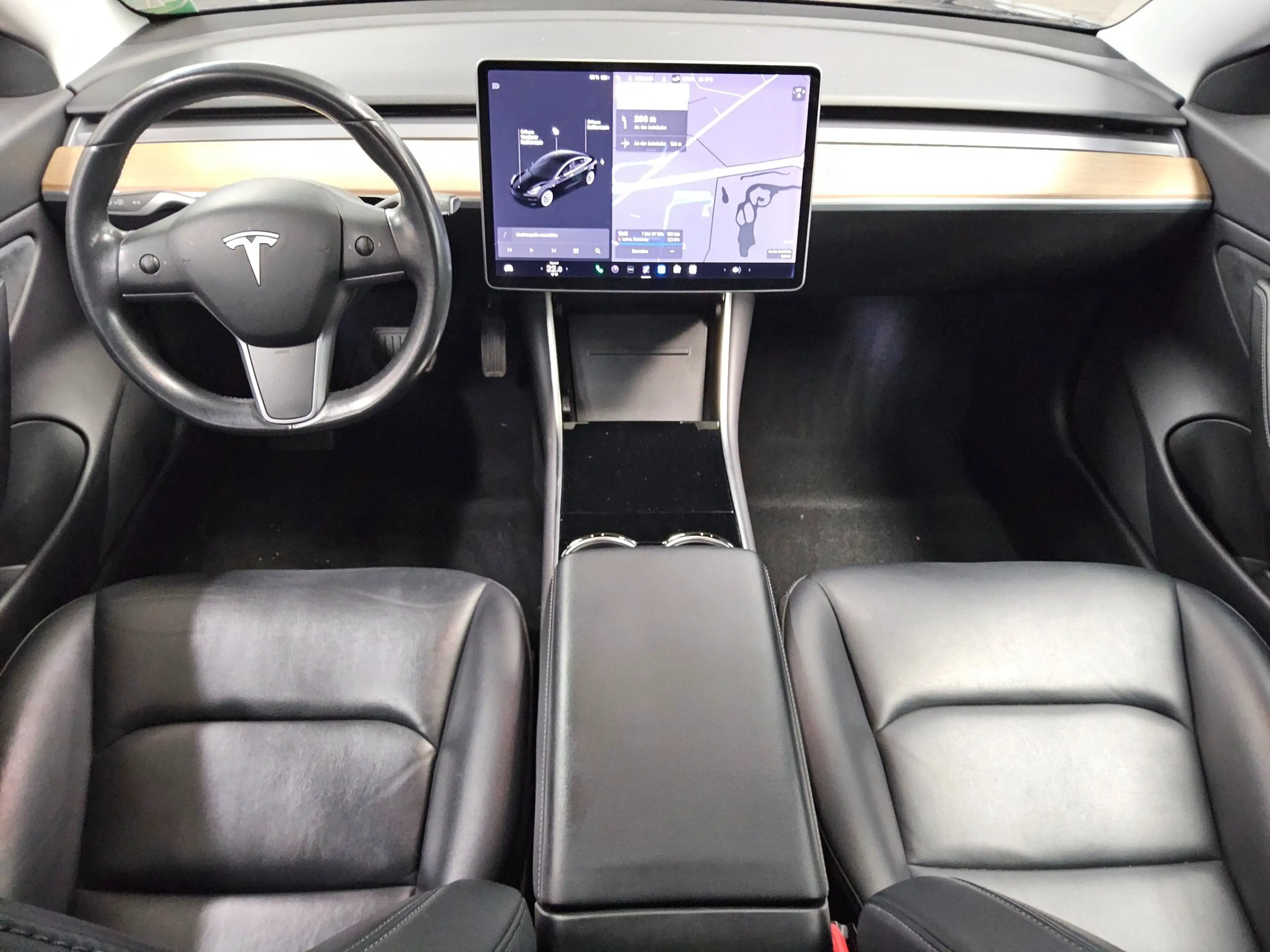 Tesla Model 3 MODEL 3 LEDER NAVI TEMPO MFL PANO SHZ VC PDC ACC LED RfK — photo 5