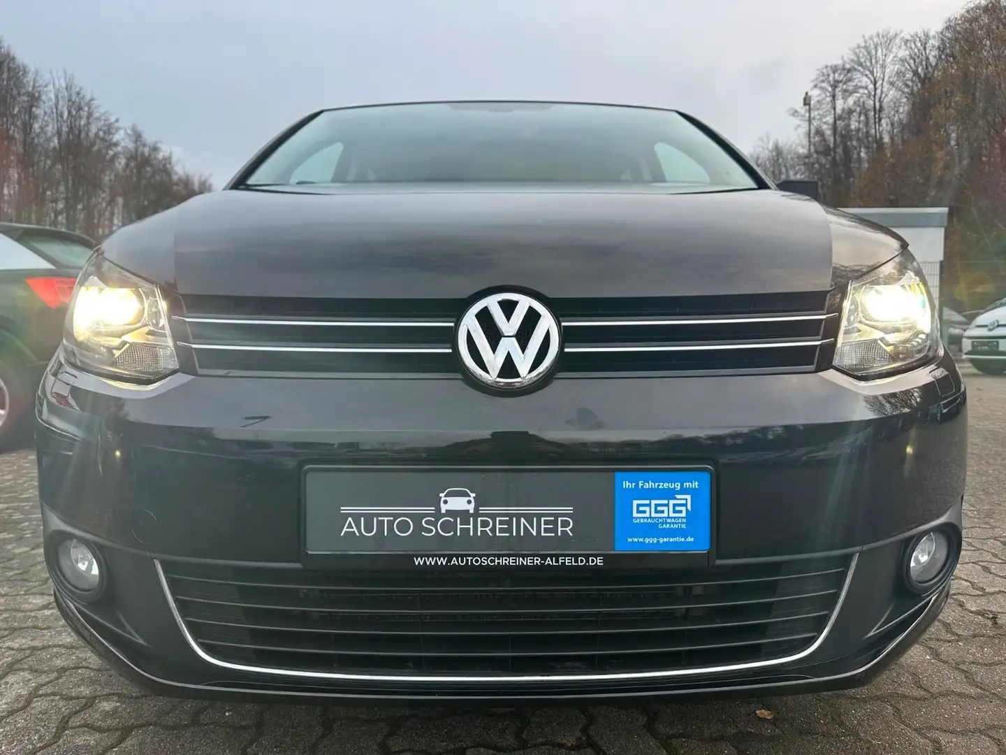 Volkswagen Touran Match 7 SITZE DSG AHK PDC TEMPOMAT SHZ Negro - 2