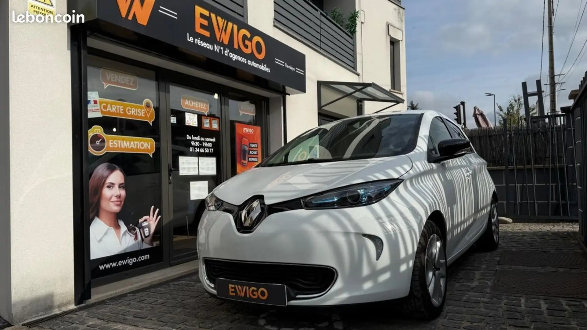 Renault ZOE R90 ZE 90 ZEN 40KWH Batterie en location Weiß - 1
