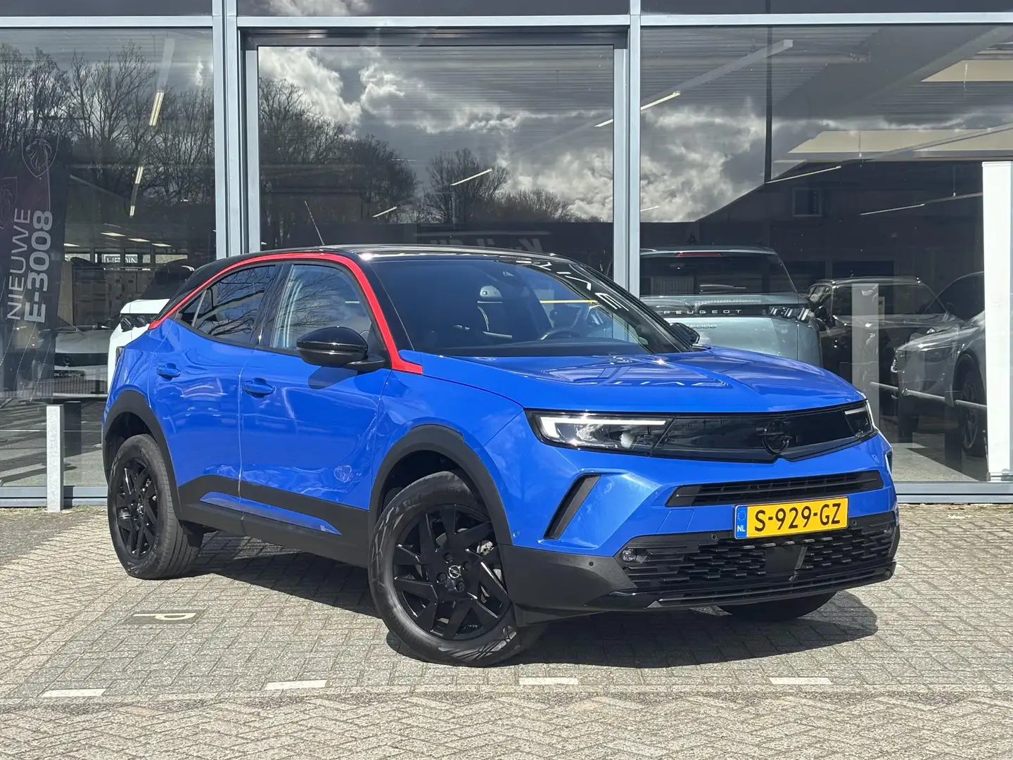 Opel Mokka 1.2 Turbo Ultimate 130 PK Automaat | Navigatie | D Bleu - 2