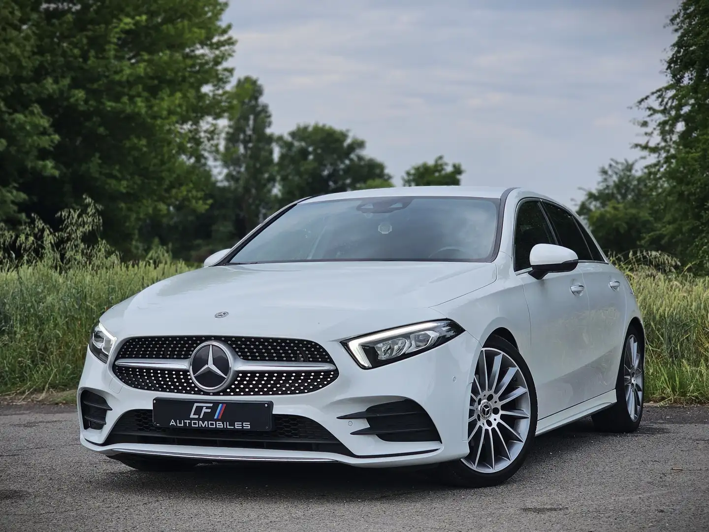 Mercedes-Benz A 200 Sport AMG Line Blanc - 1