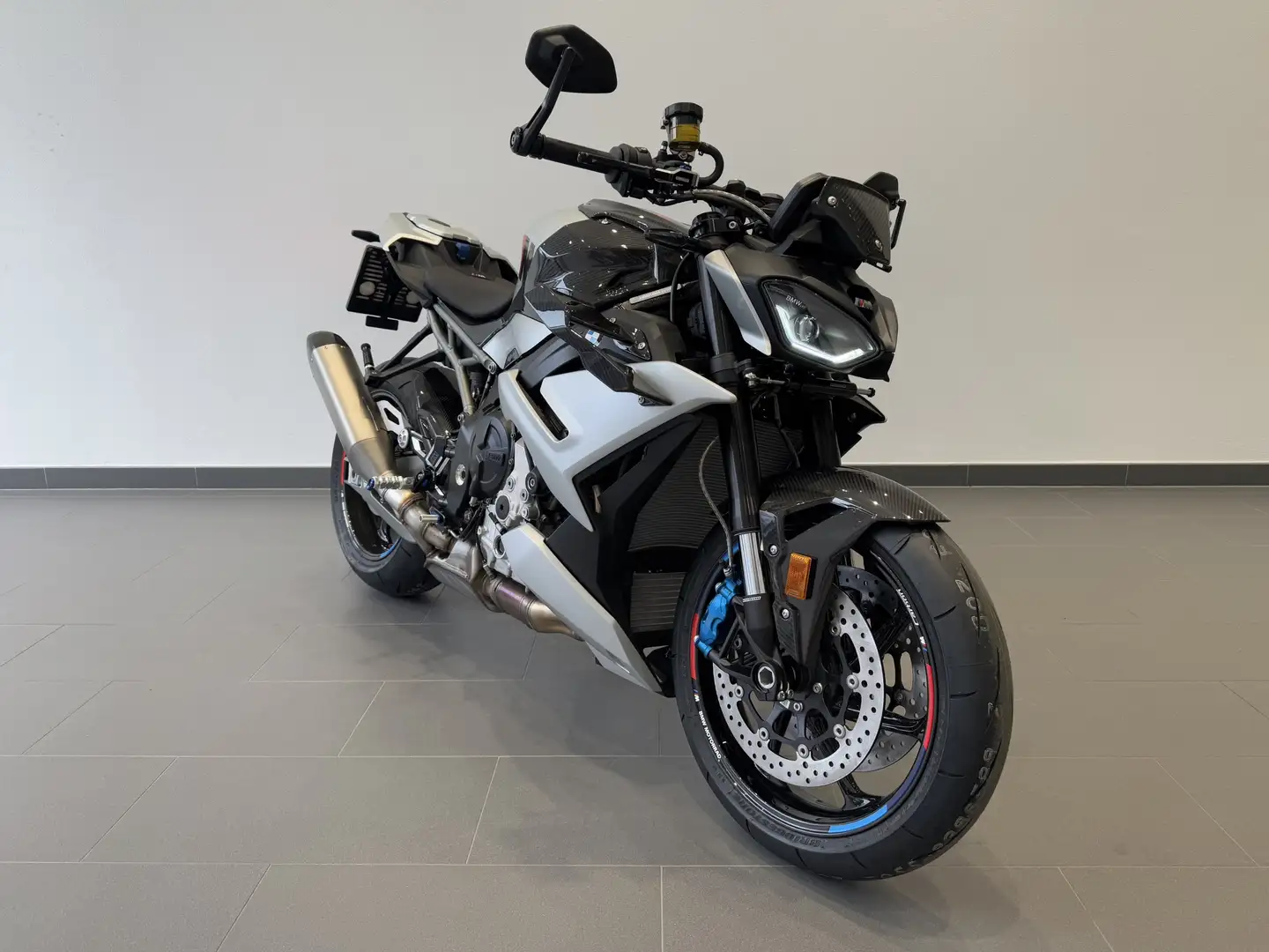 BMW M 1000 R *Excl.Ilmberger Carbon Bugspoiler* Weiß - 1