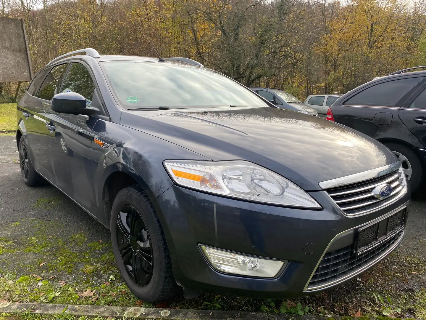 Ford Mondeo Trend Grau - 1