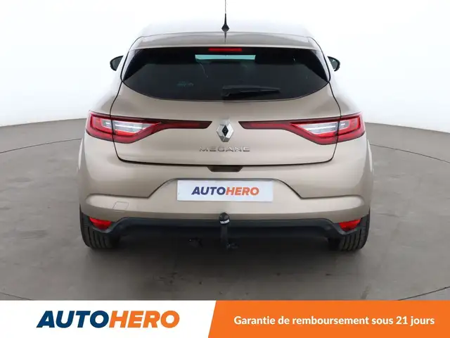 Renault Megane view 5