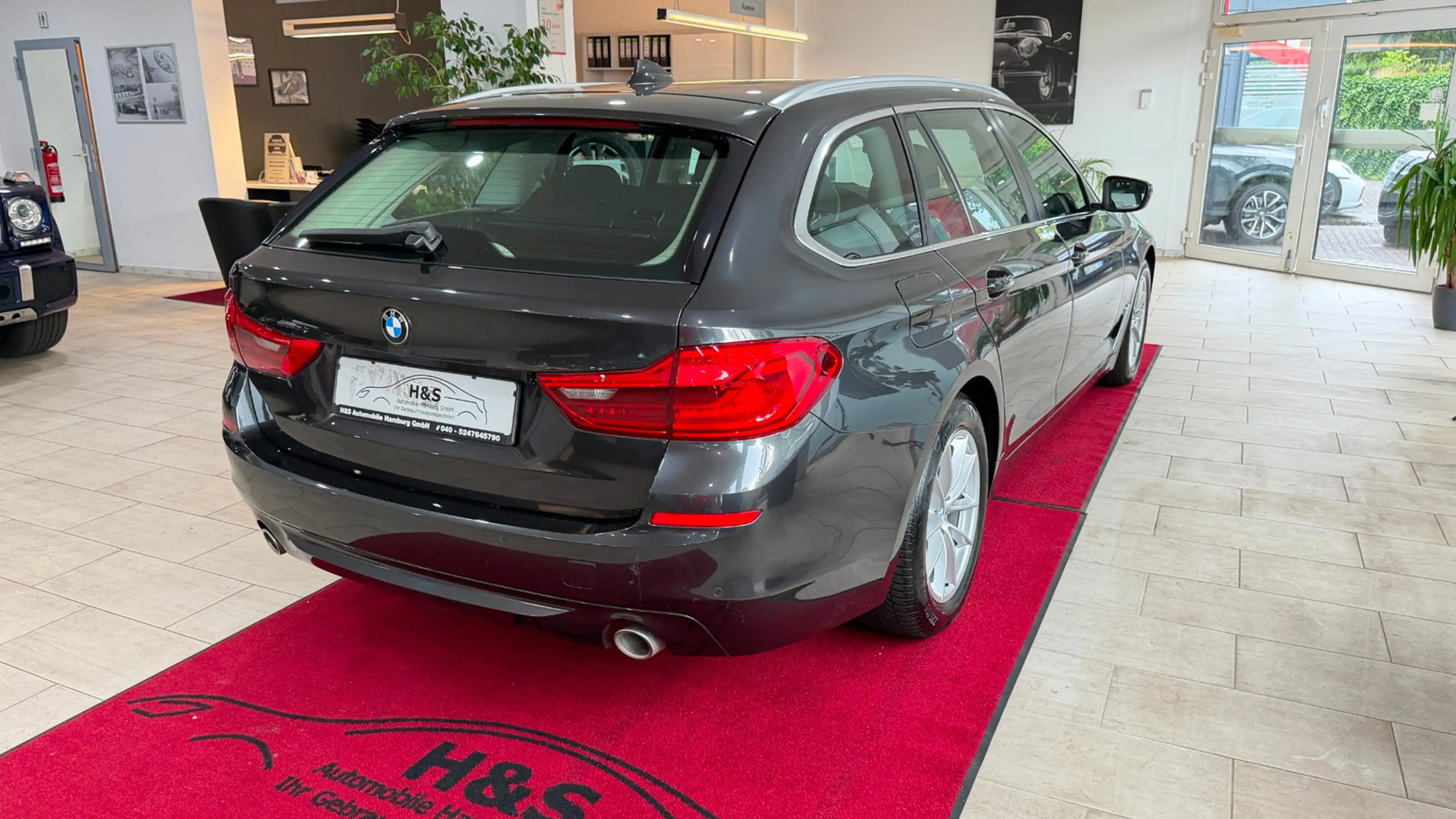 BMW 520 i NAVI*SCHECKHEFT*AHK — photo 4
