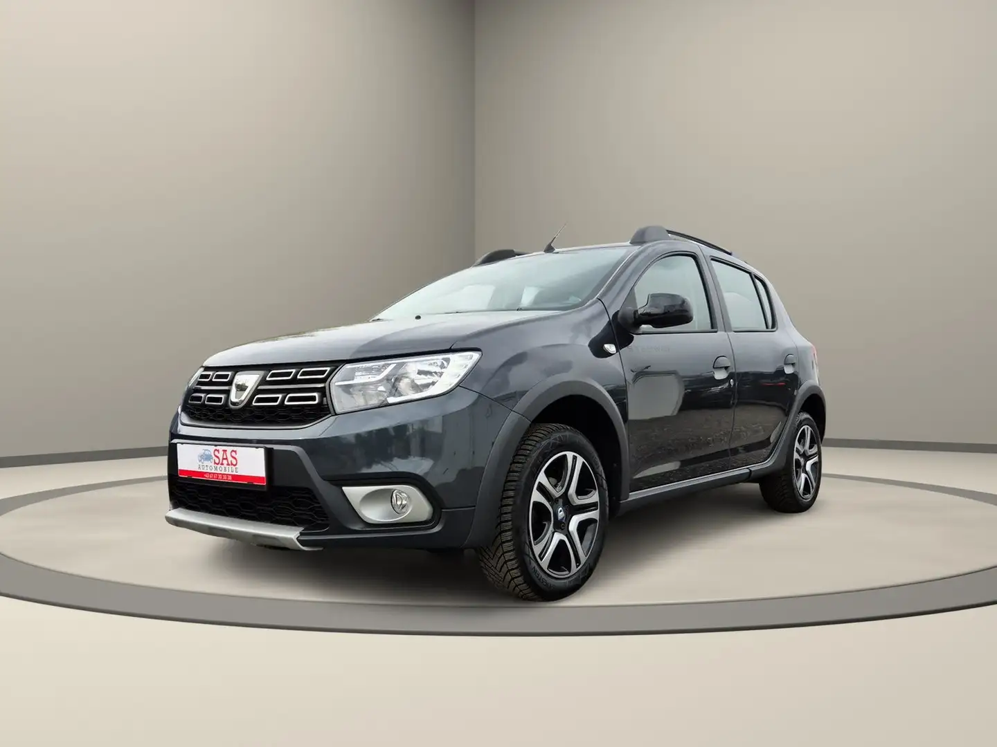 Dacia Sandero Stepway Celebration Grau - 1