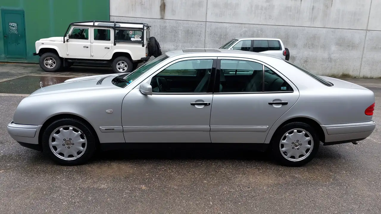 Mercedes-Benz E 300 td 4matic, foto 3
