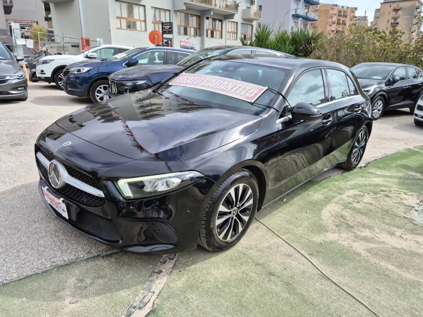 Mercedes-Benz A 180 D AUTOMATIC - 2