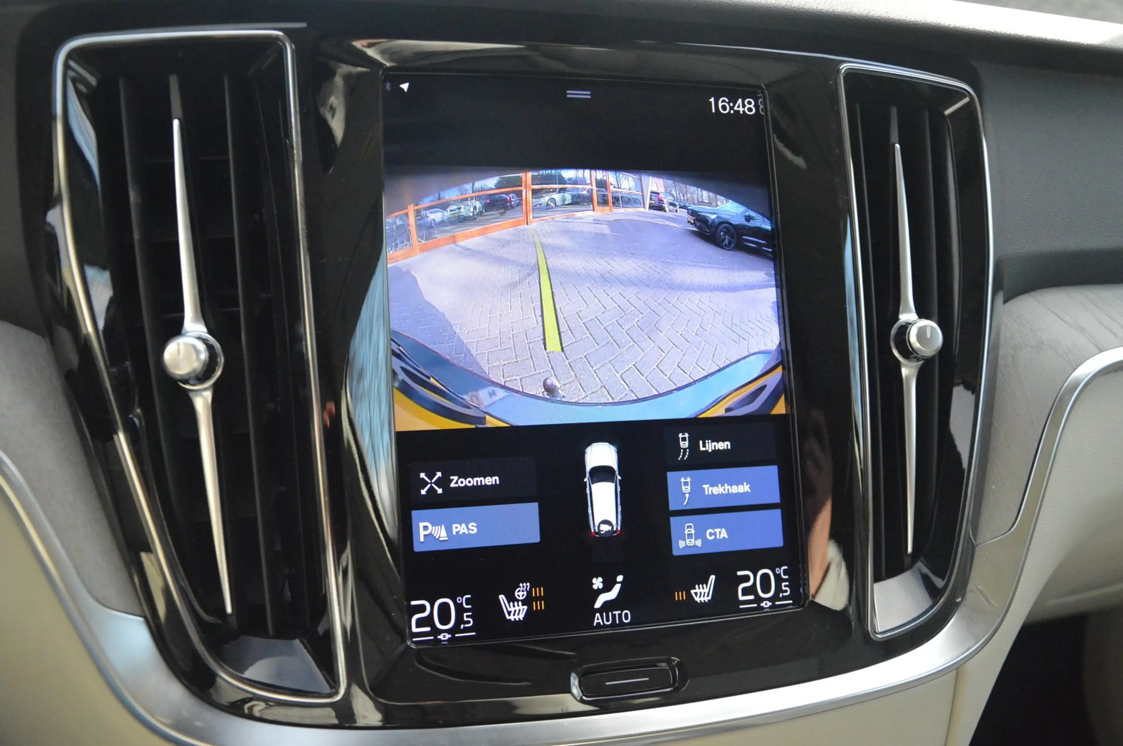 Volvo V60 Cross Country B5 AWD | Panoramadak | Adaptive Cruise | Harman/Ka — photo 14