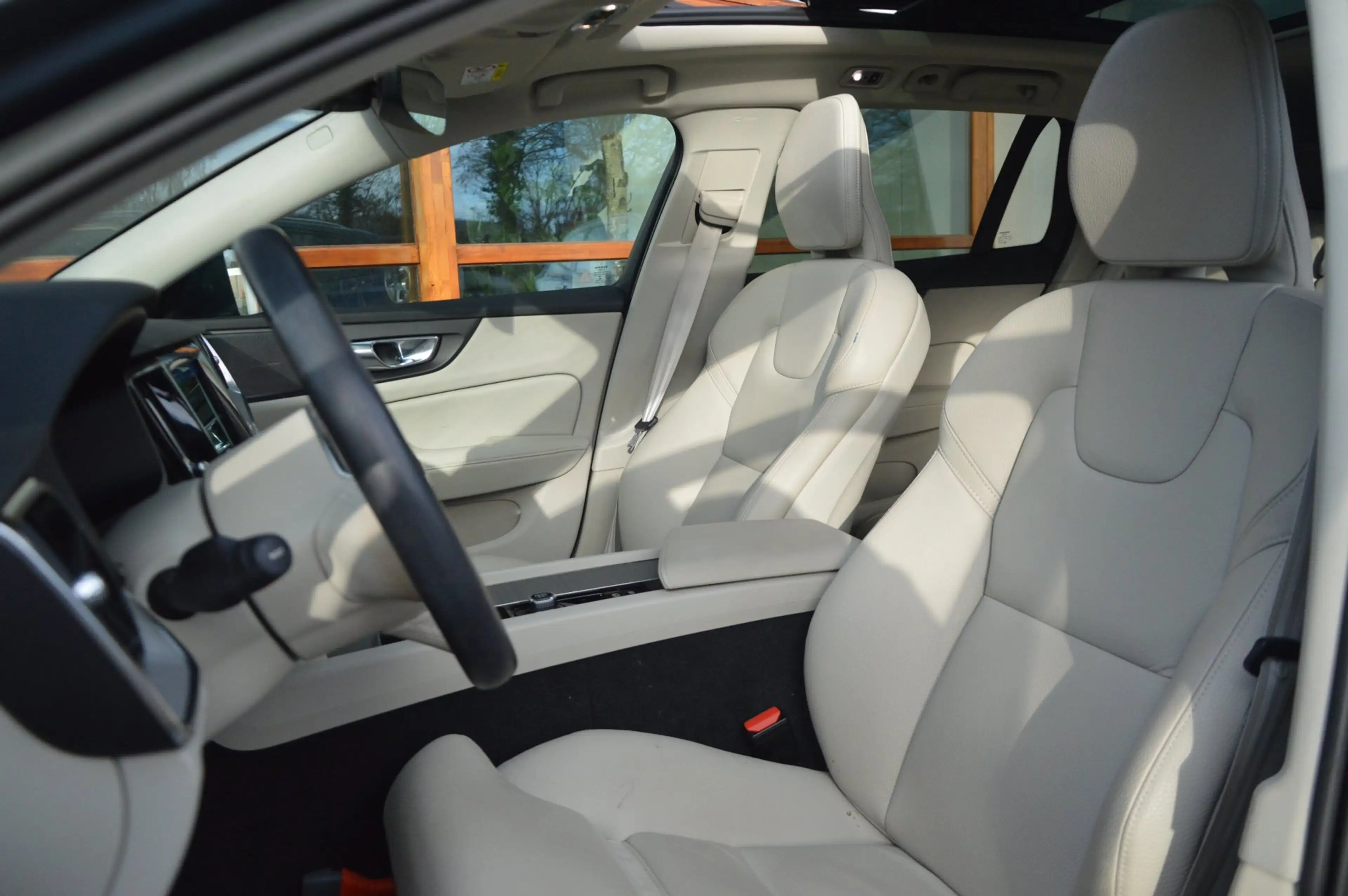 Volvo V60 Cross Country B5 AWD | Panoramadak | Adaptive Cruise | Harman/Ka — photo 5