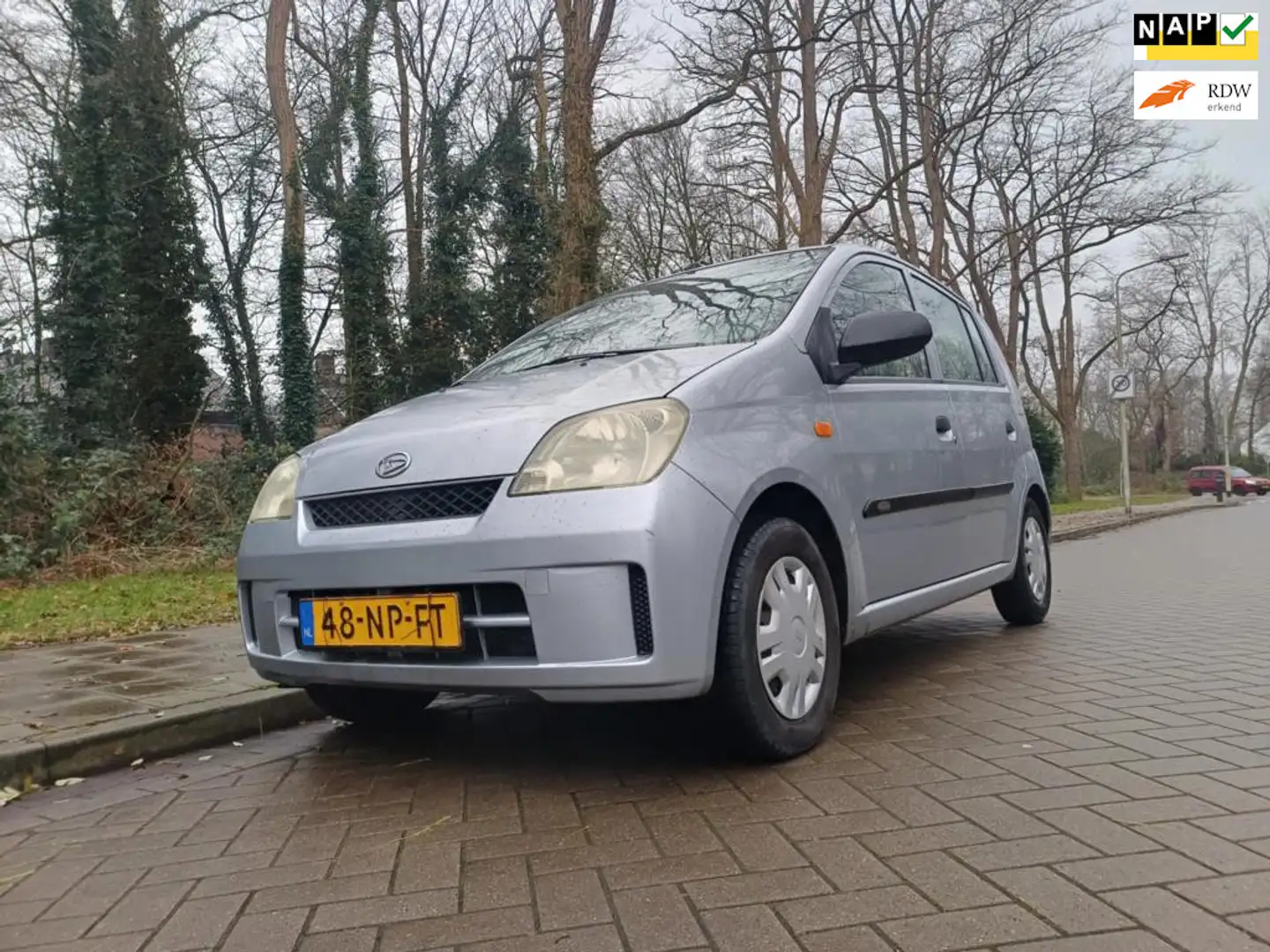 Daihatsu Cuore 1.0-12V Tokyo Gri - 1