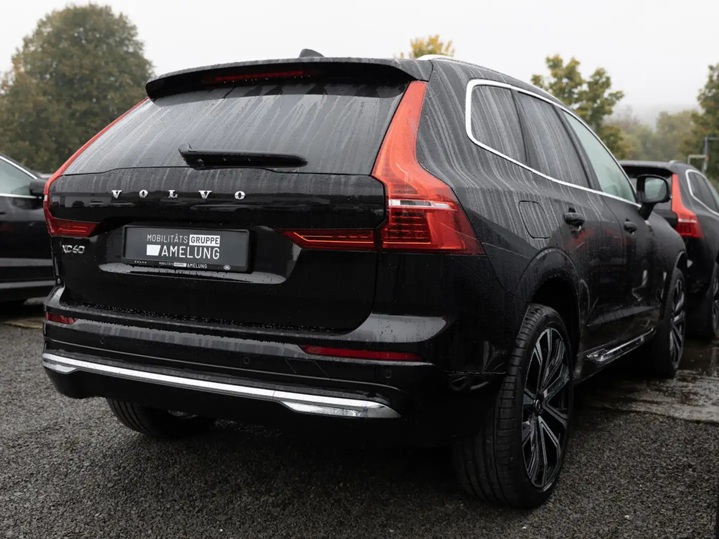 Volvo XC60 B4 Inscription AWD STANDHZ LED PANO 360° Noir - 2