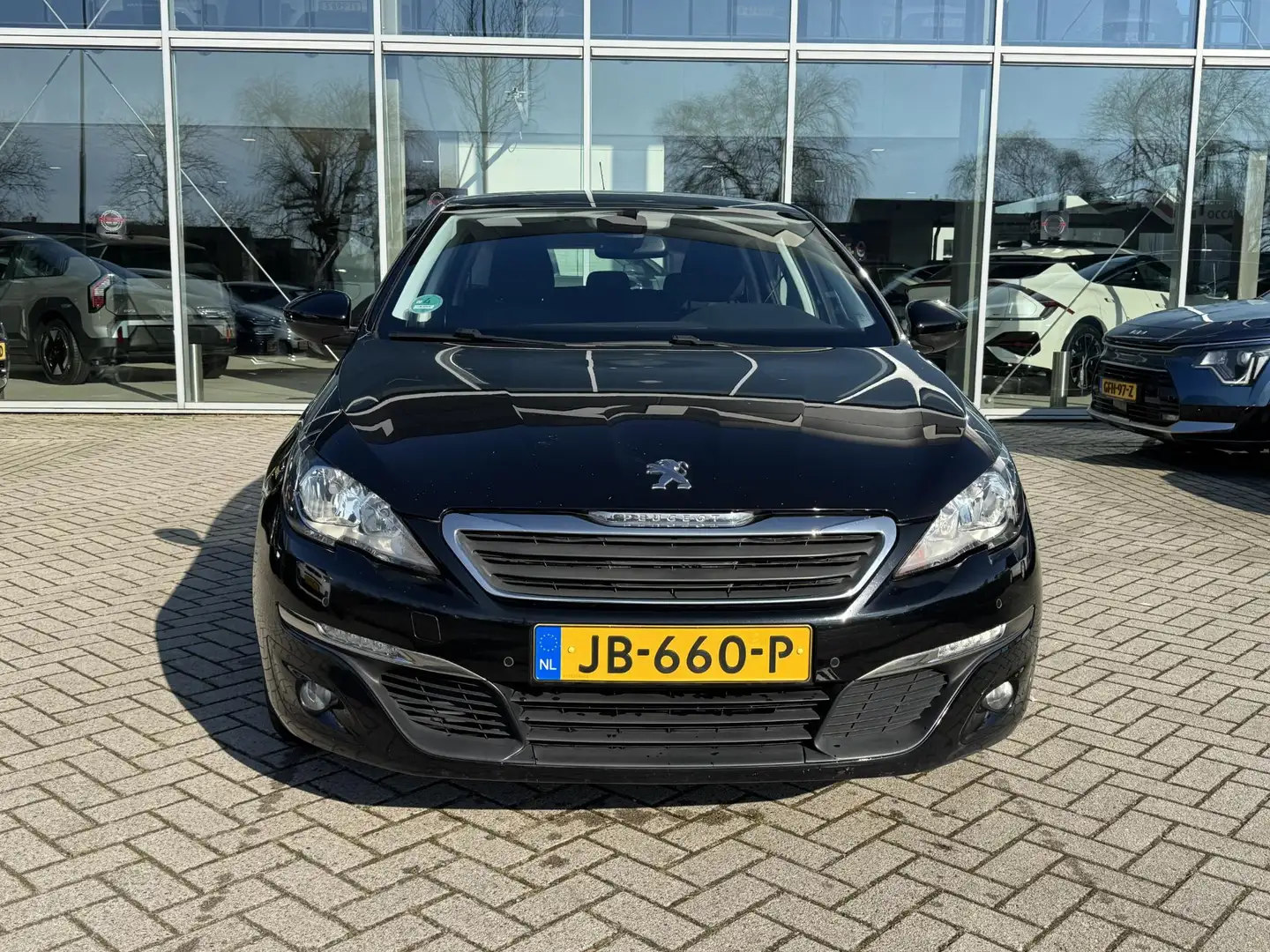 Peugeot 308 SW 1.2 PureTech Blue Lease Premium | Trekhaak | Ac Zwart - 2