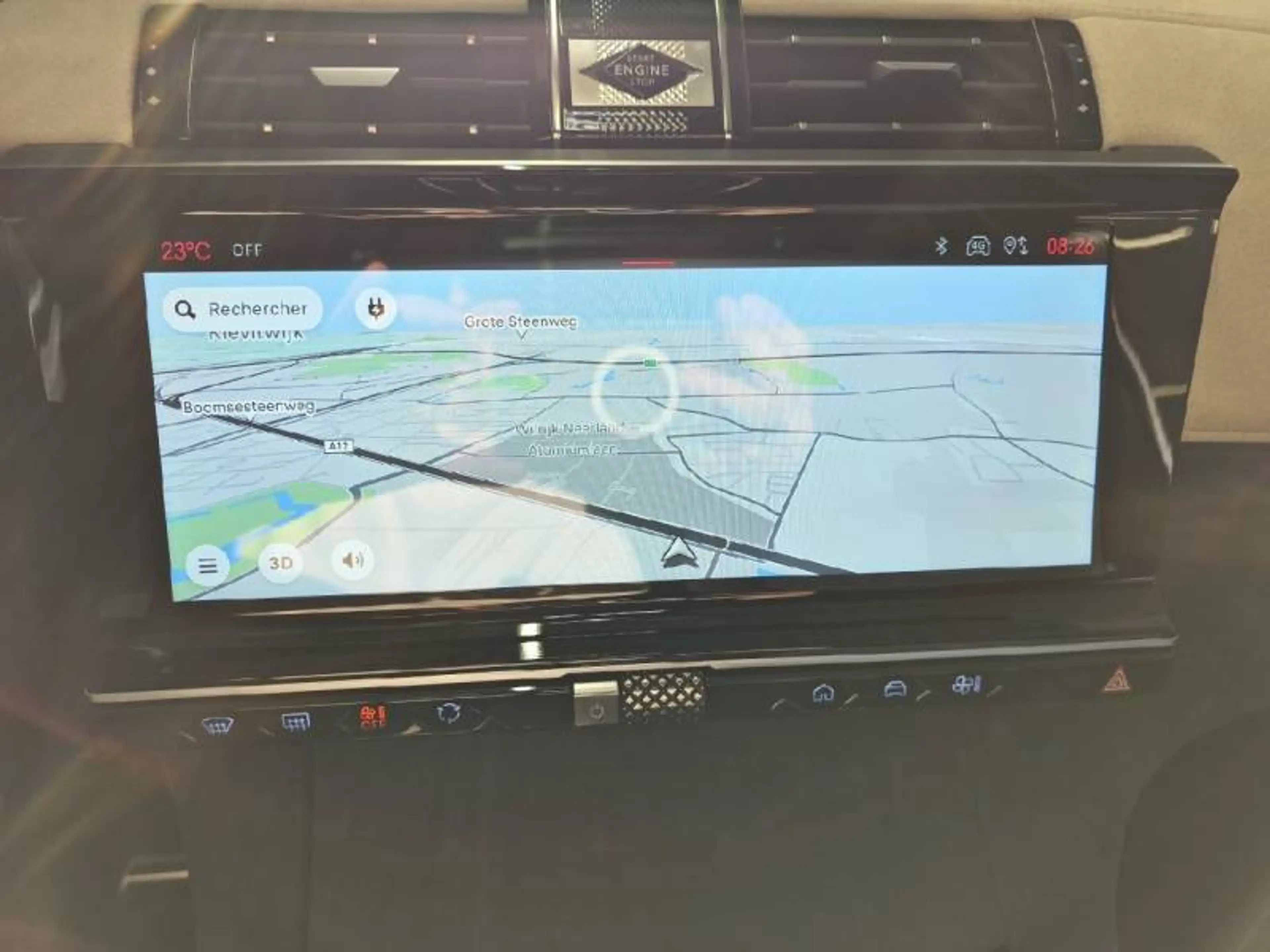 DS Automobiles DS 7 1 Plug-in Hydrid 225 Jules Verne — photo 15