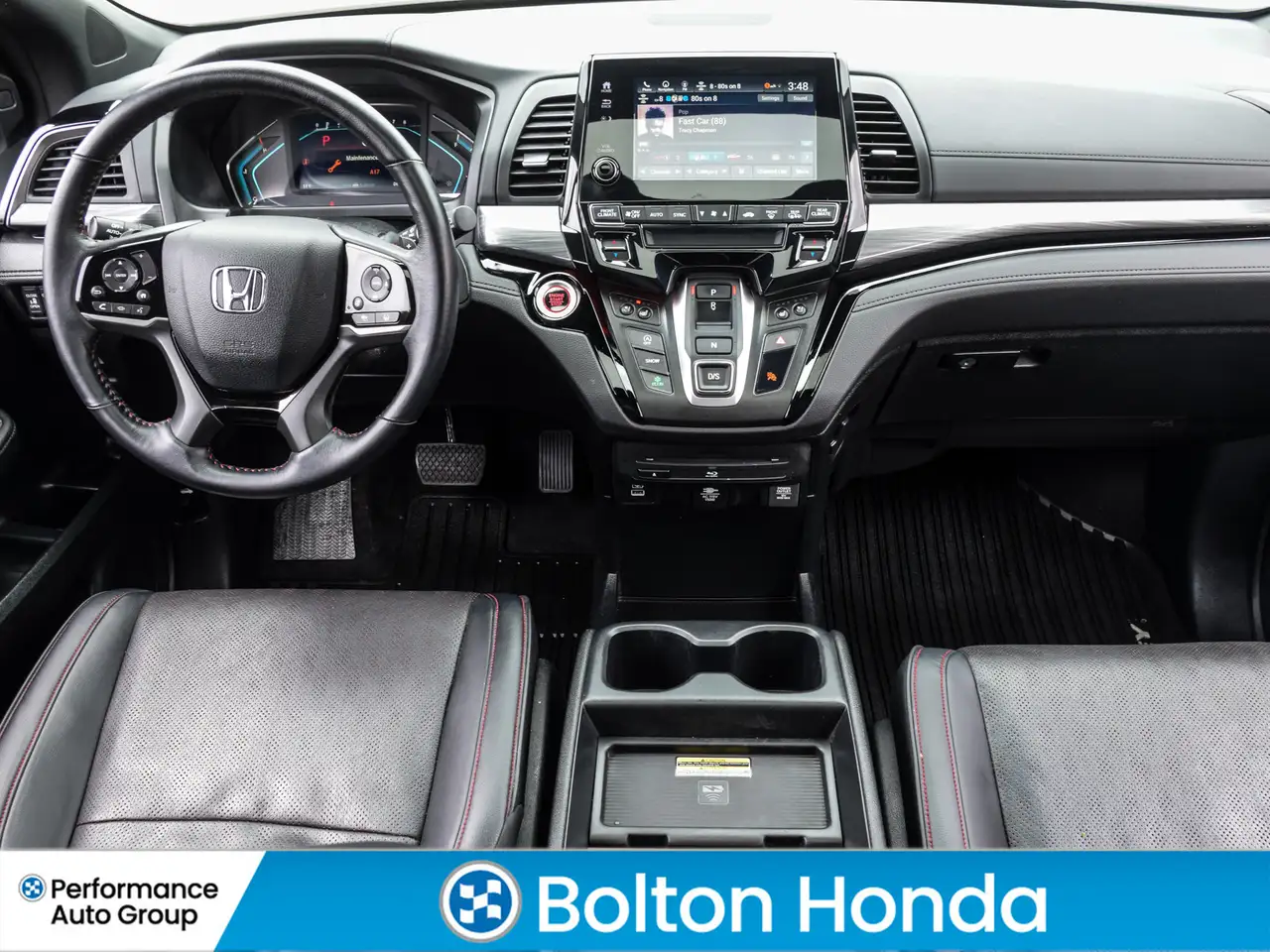 Honda Odyssey снимка Honda Odyssey