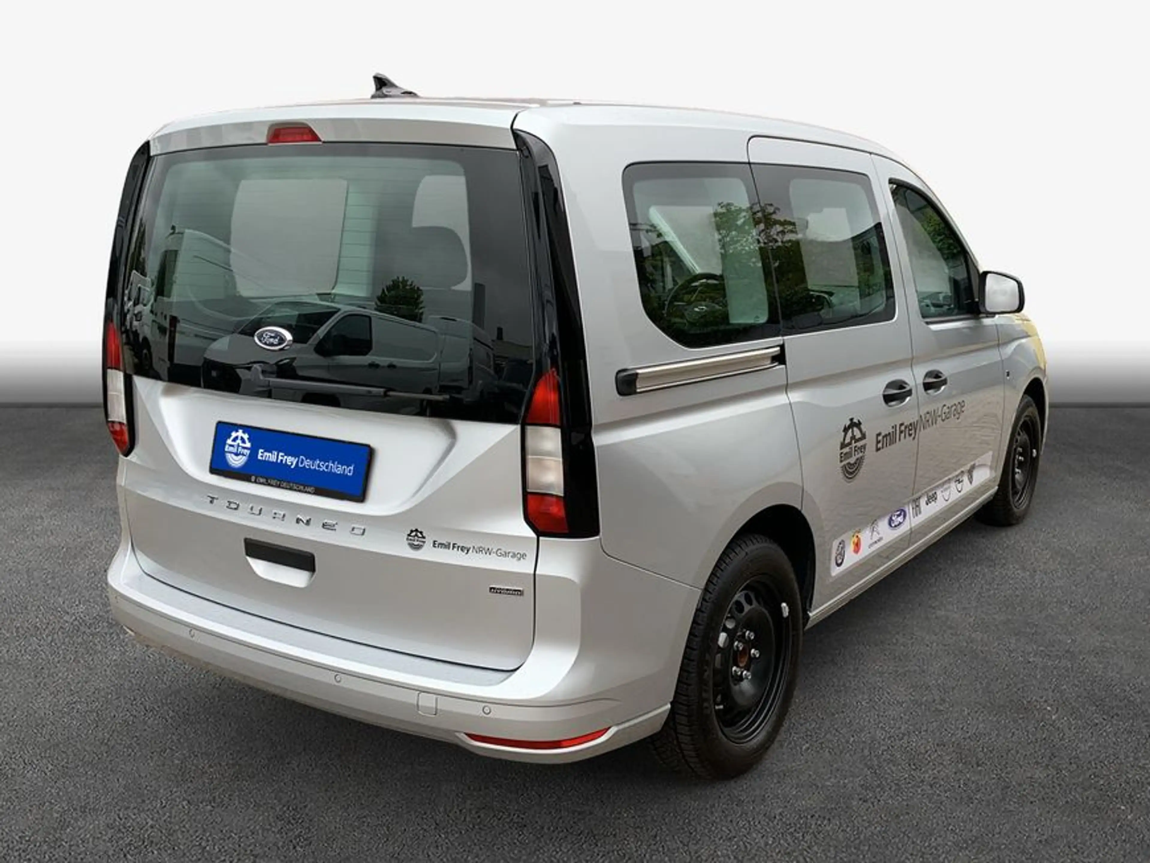 Ford Tourneo Connect 1.5 EcoBoost PHEV Aut. TREND 85 kW — photo 2