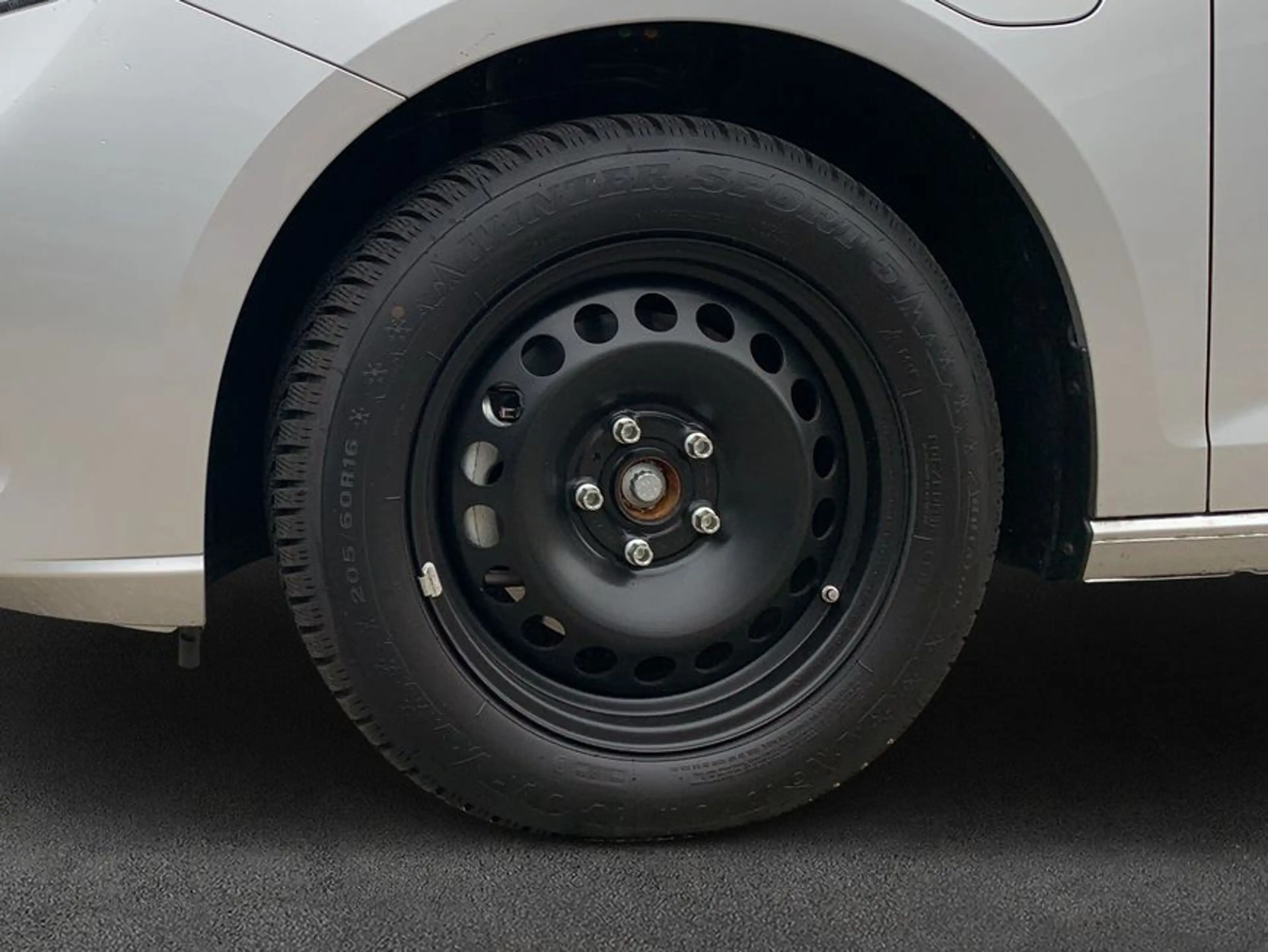 Ford Tourneo Connect 1.5 EcoBoost PHEV Aut. TREND 85 kW — photo 7