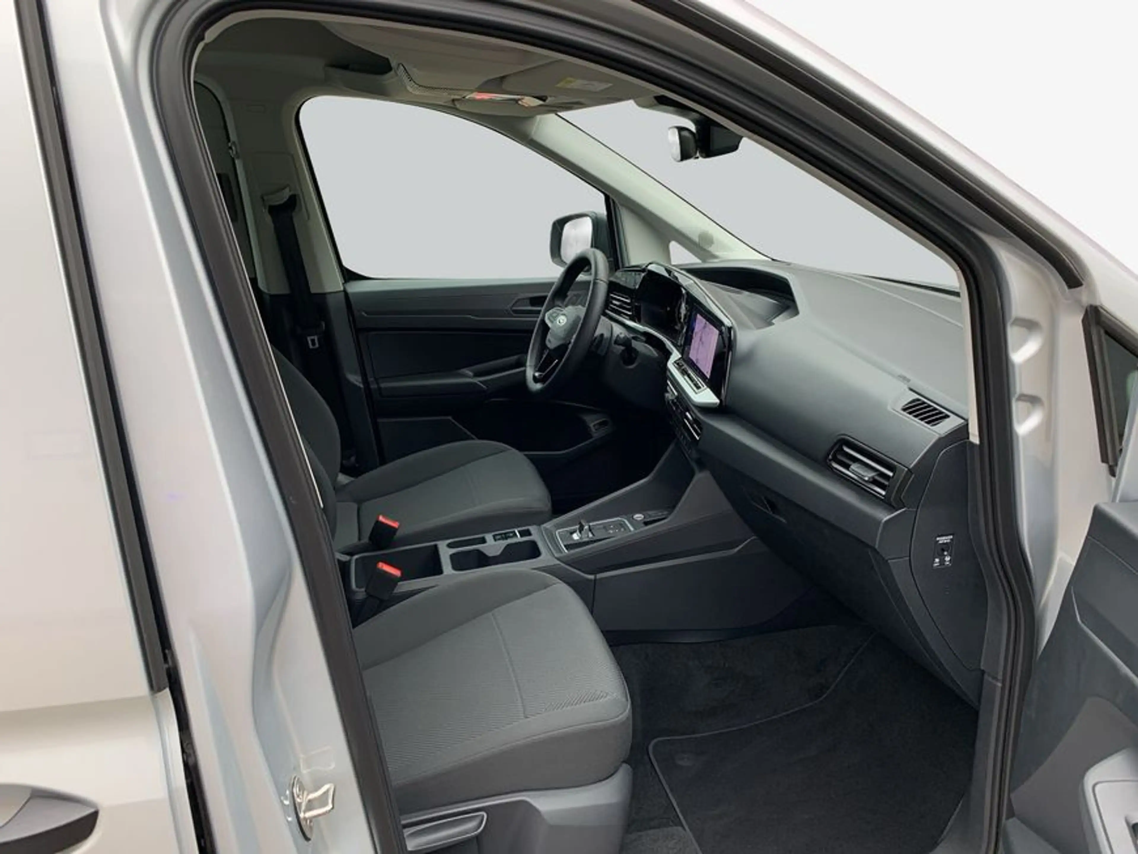 Ford Tourneo Connect 1.5 EcoBoost PHEV Aut. TREND 85 kW — photo 13