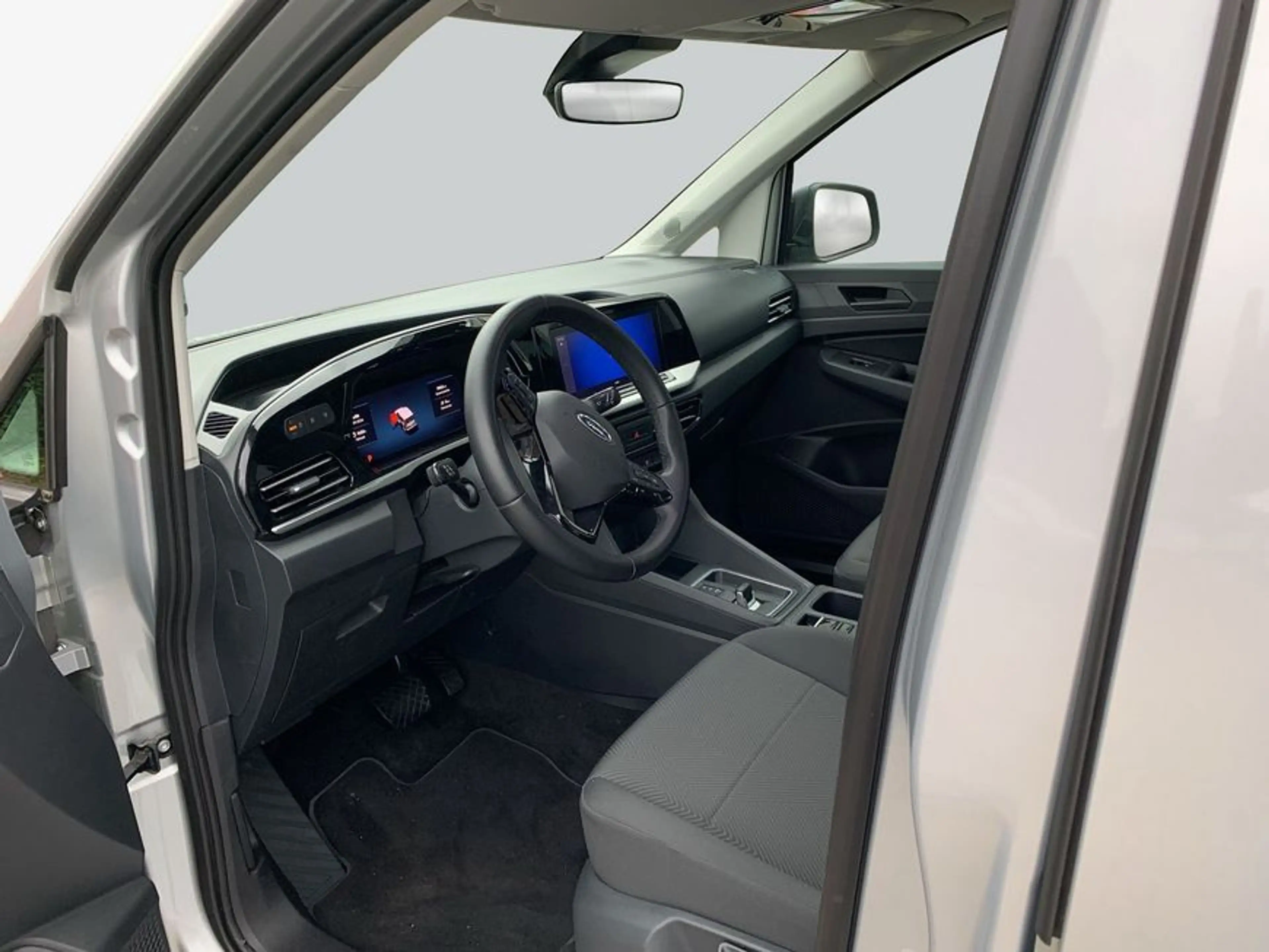 Ford Tourneo Connect 1.5 EcoBoost PHEV Aut. TREND 85 kW — photo 10