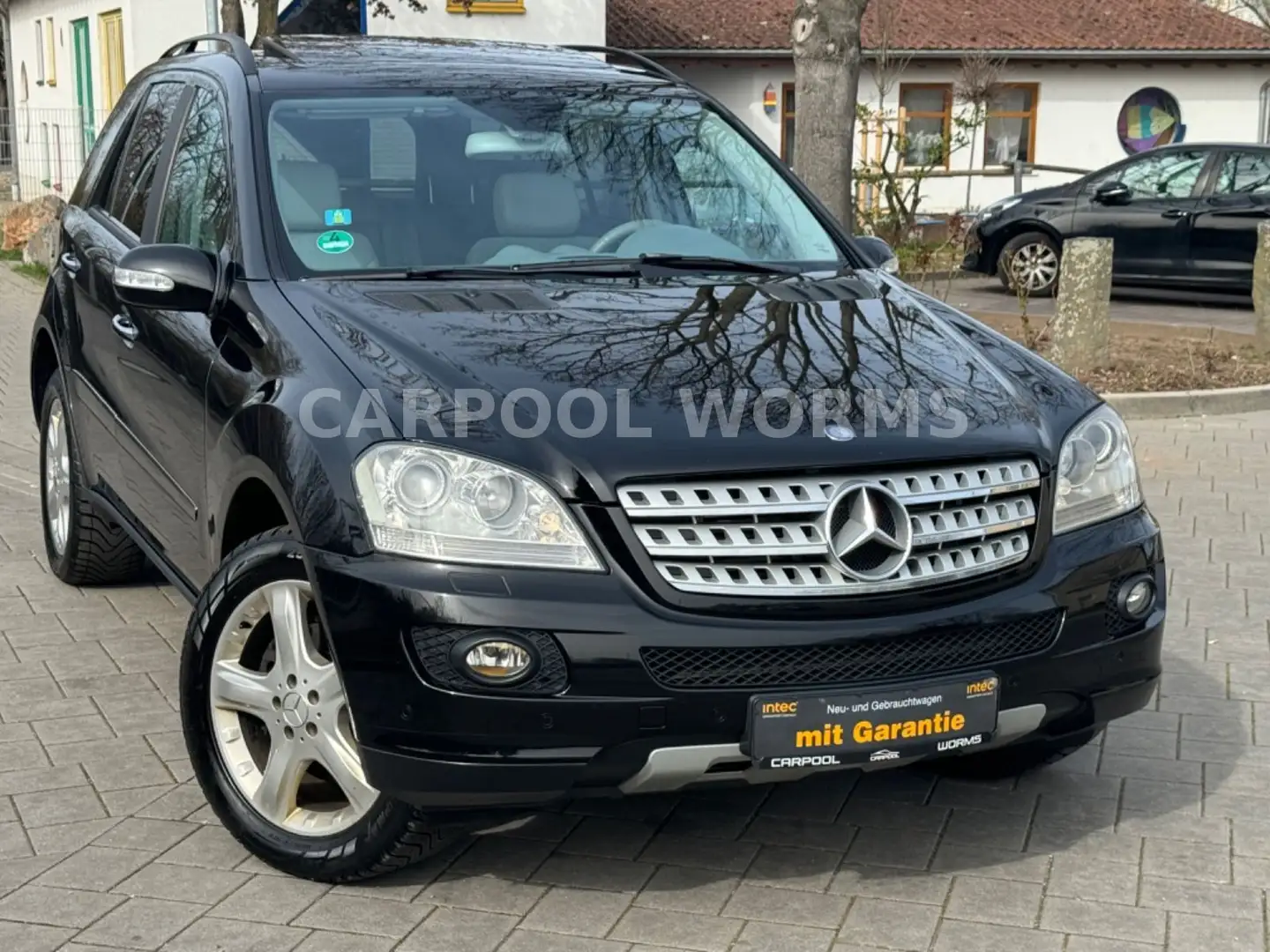 Mercedes-Benz ML 320 CDI NAVI+LEDER+XENON+ALCANTARA+SHD+ALU Schwarz - 1
