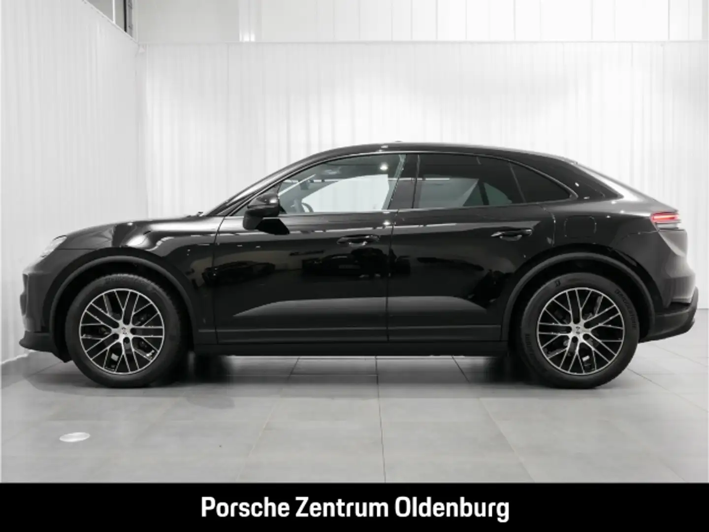 Porsche Macan 4 Luftfederung AHK Bose Panorama Schwarz - 2