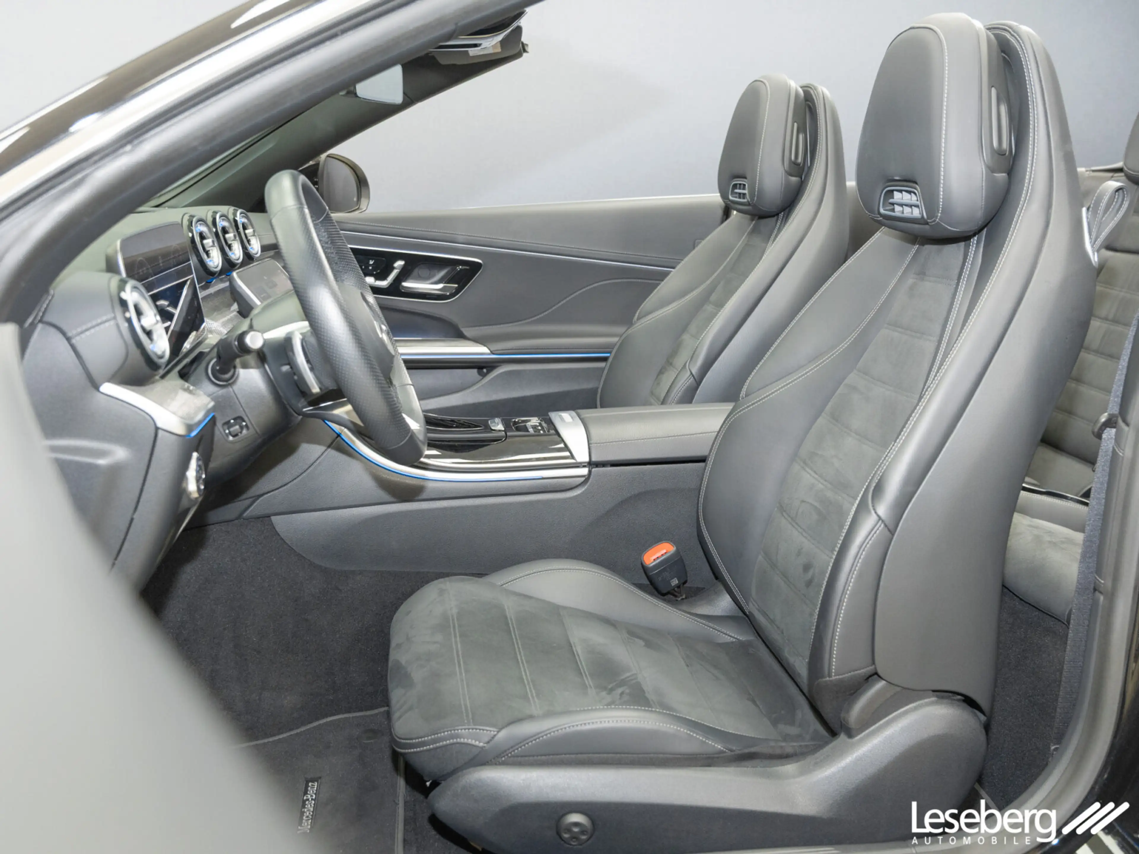 Mercedes-Benz CLE 200 CLE 200 AMG Cabrio LED/Kamera/Memory/Ambiente/ — photo 14